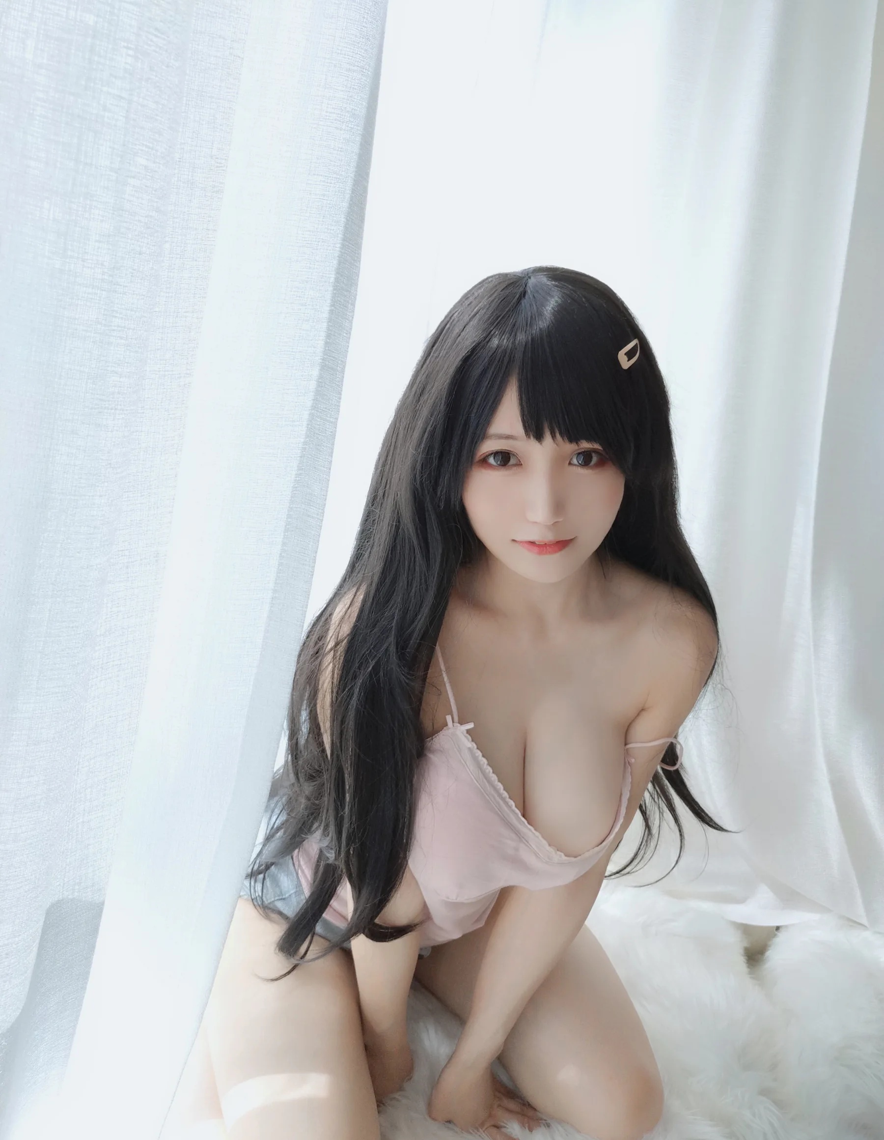 二次元博主_小仓千代w_No.002 粉色吊带 主题写真 [30P]Xiuren秀人写真高清美女套图写真下载-看套图看套图