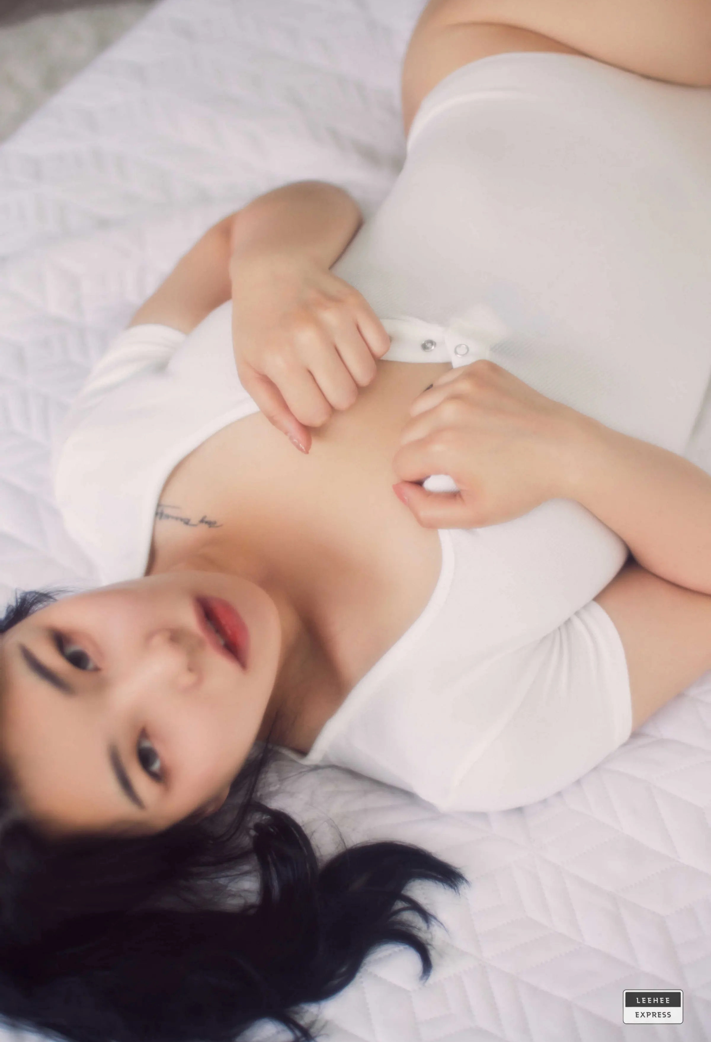韩国写真机构LEEHEE EXPRESS_No.562 &ndash; LEHF-236 - Futures Model [69P]Xiuren秀人写真高清美女套图写真下载-看套图看套图