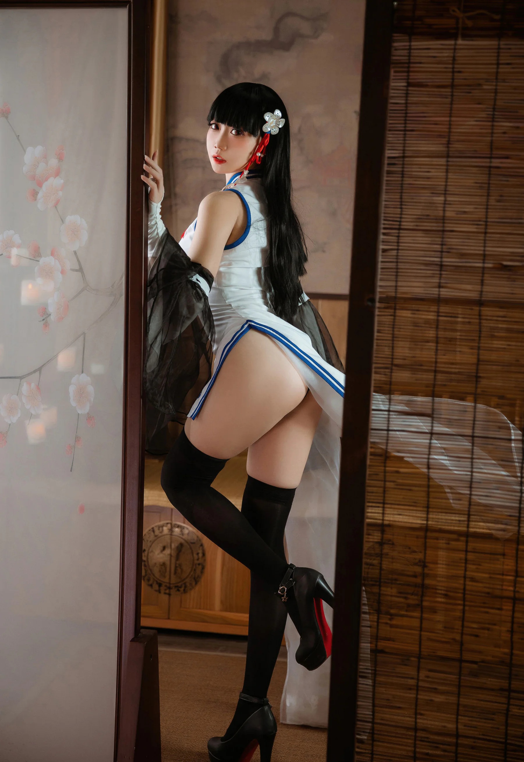 Coser美女_焖焖碳_No.043 &ndash; 碧蓝航线 逸仙 主题写真 [23P]Xiuren秀人写真高清美女套图写真下载-看套图看套图