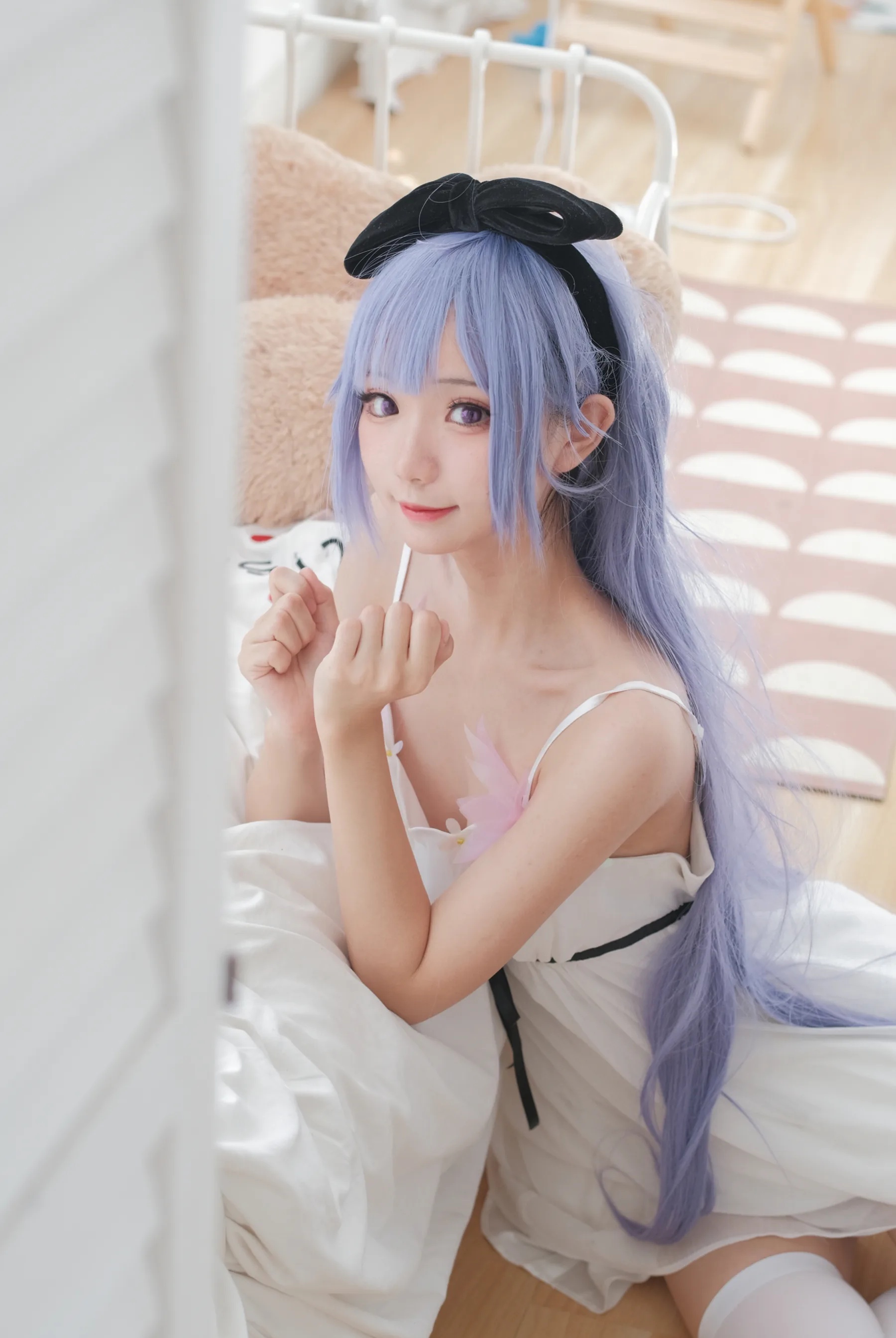 动漫博主_花柒hana_No.008 &ndash; 独角兽清凉阅读时光 [20P]Xiuren秀人写真高清美女套图写真下载-看套图看套图