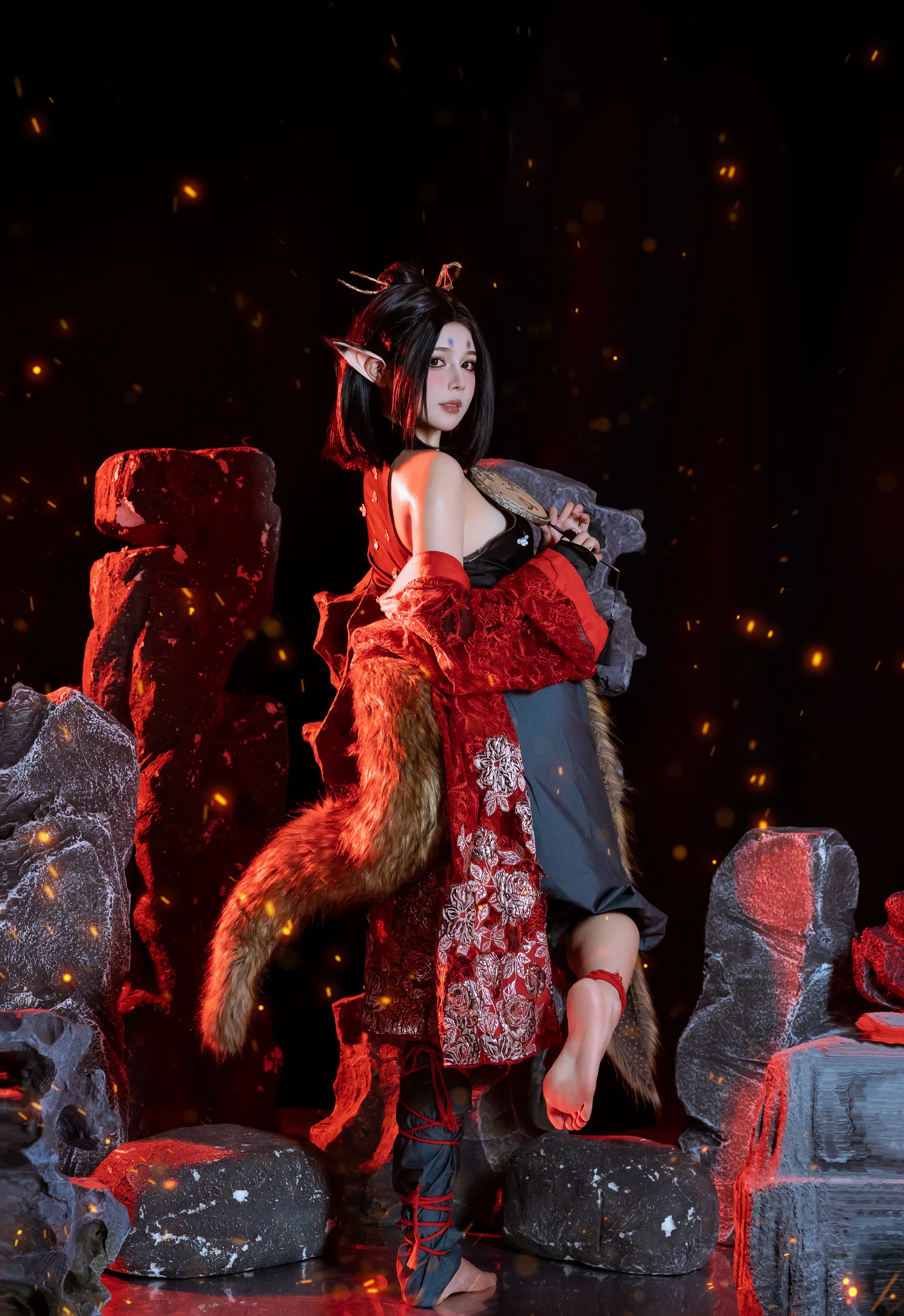 Coser美女_七月喵子_No.050 &ndash; 萍萍 主题写真 [80P]Xiuren秀人写真高清美女套图写真下载-看套图看套图
