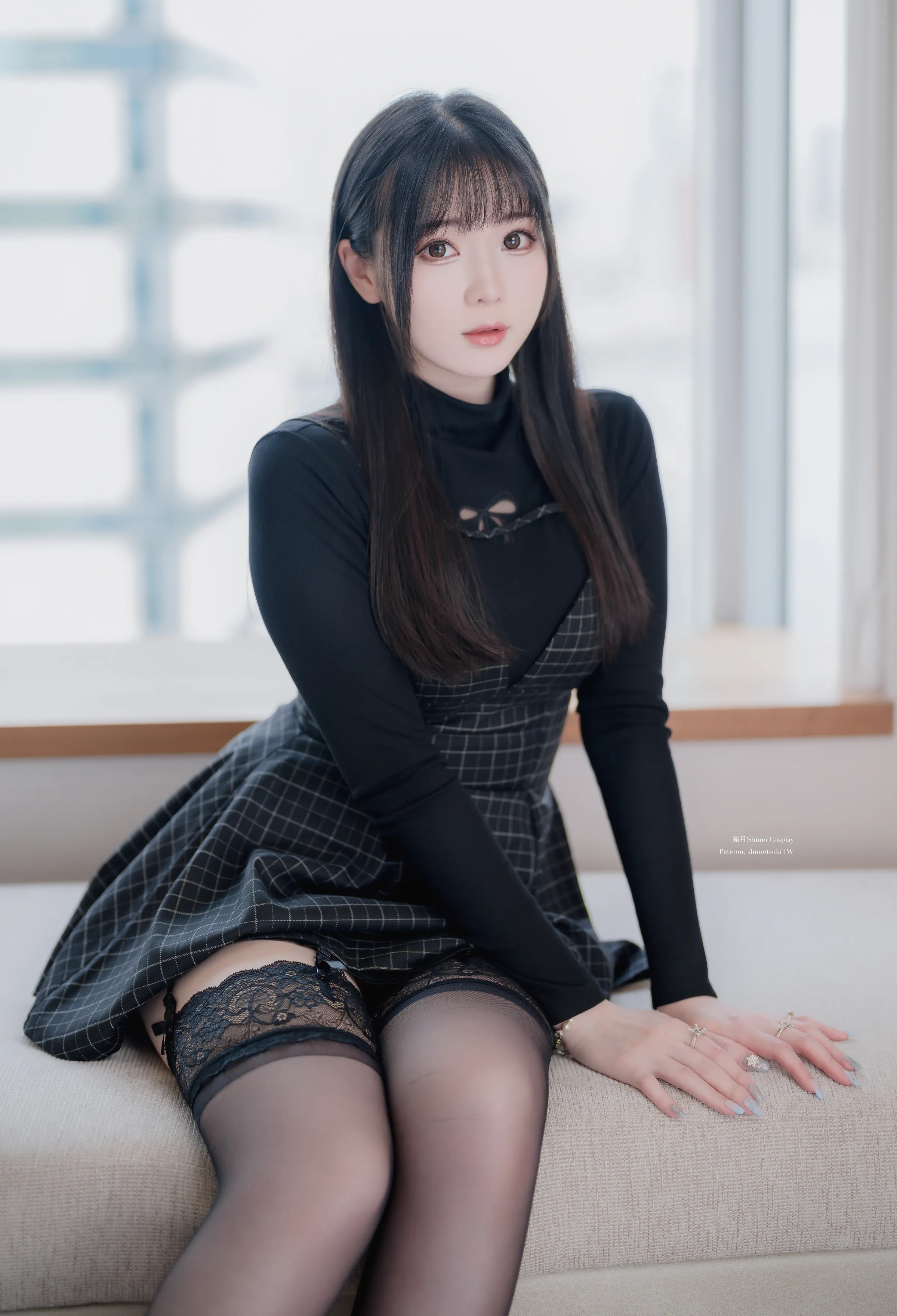 Coser美女_霜月shimo_No.130 &ndash; 日本饭店黑私服 [30P]-看套图