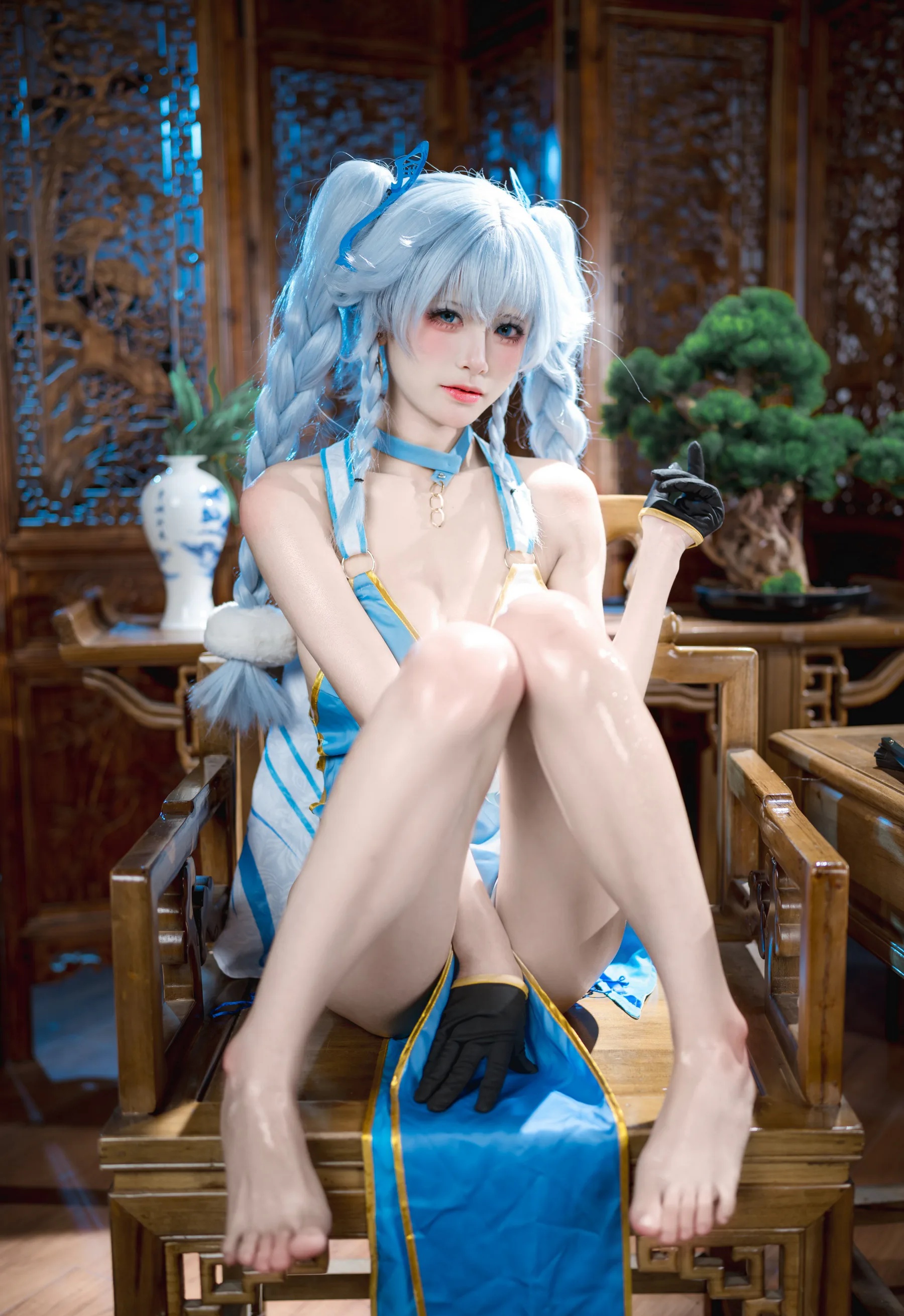 人气Coser美女_九柒喵_No.016 翠雀媚 主题写真 [34P]Xiuren秀人写真高清美女套图写真下载-看套图看套图
