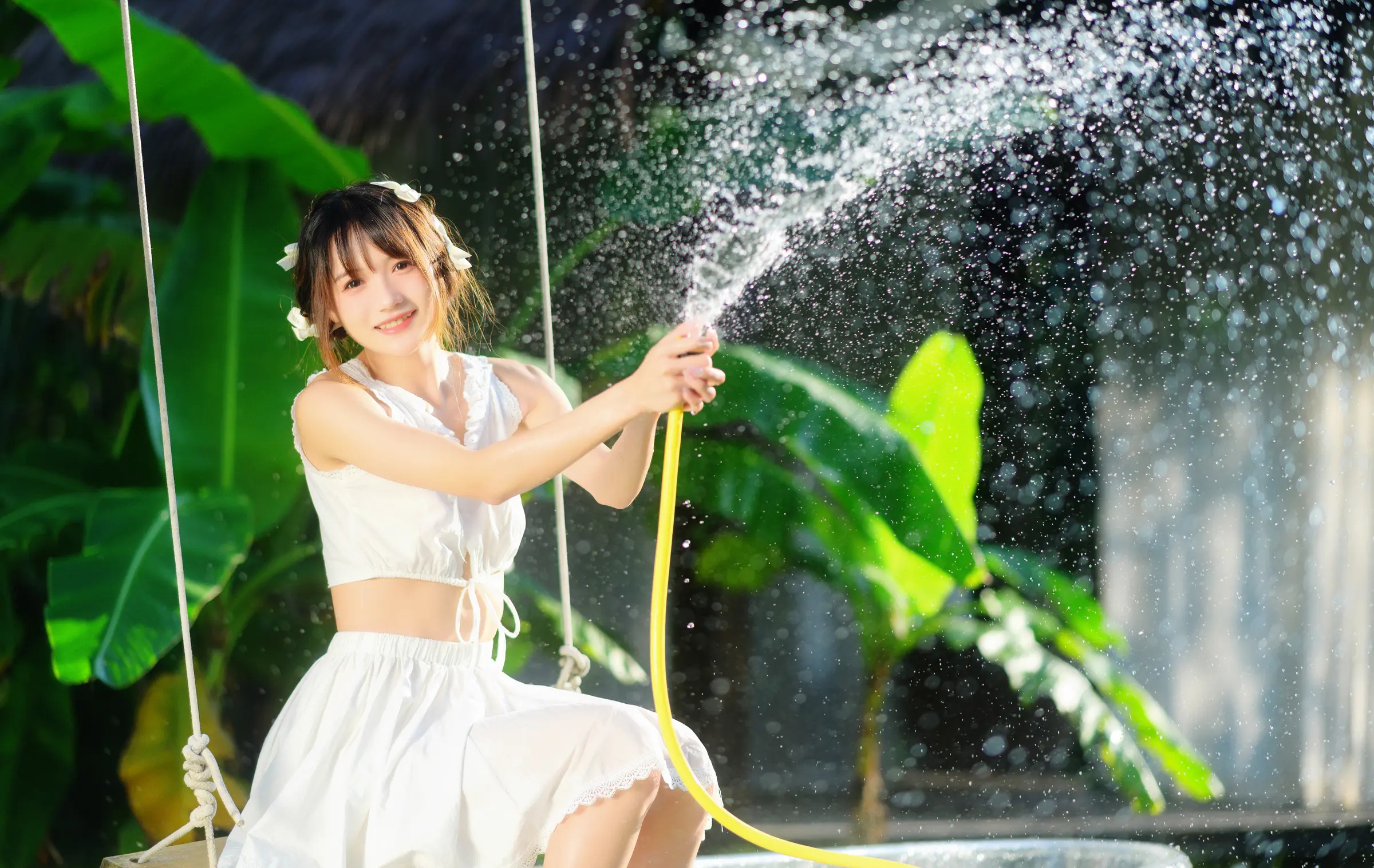 颜值博主_兔子Zzz不吃胡萝卜_No.087 &ndash; 夏天 主题写真 [29P]-看套图