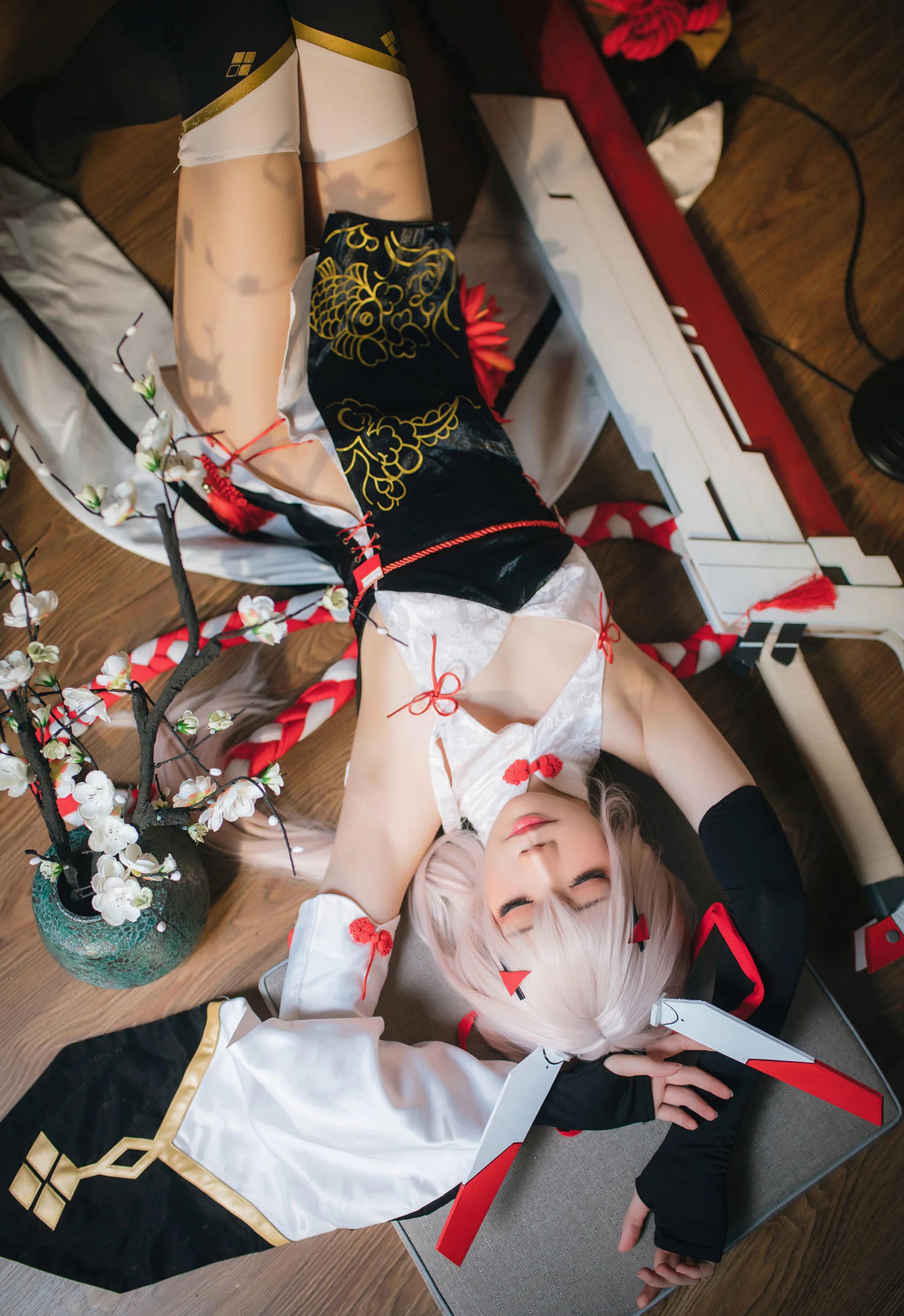 Coser美女_焖焖碳_No.046 &ndash; 碧蓝航线 绫波旗袍 主题写真 [25P]Xiuren秀人写真高清美女套图写真下载-看套图看套图