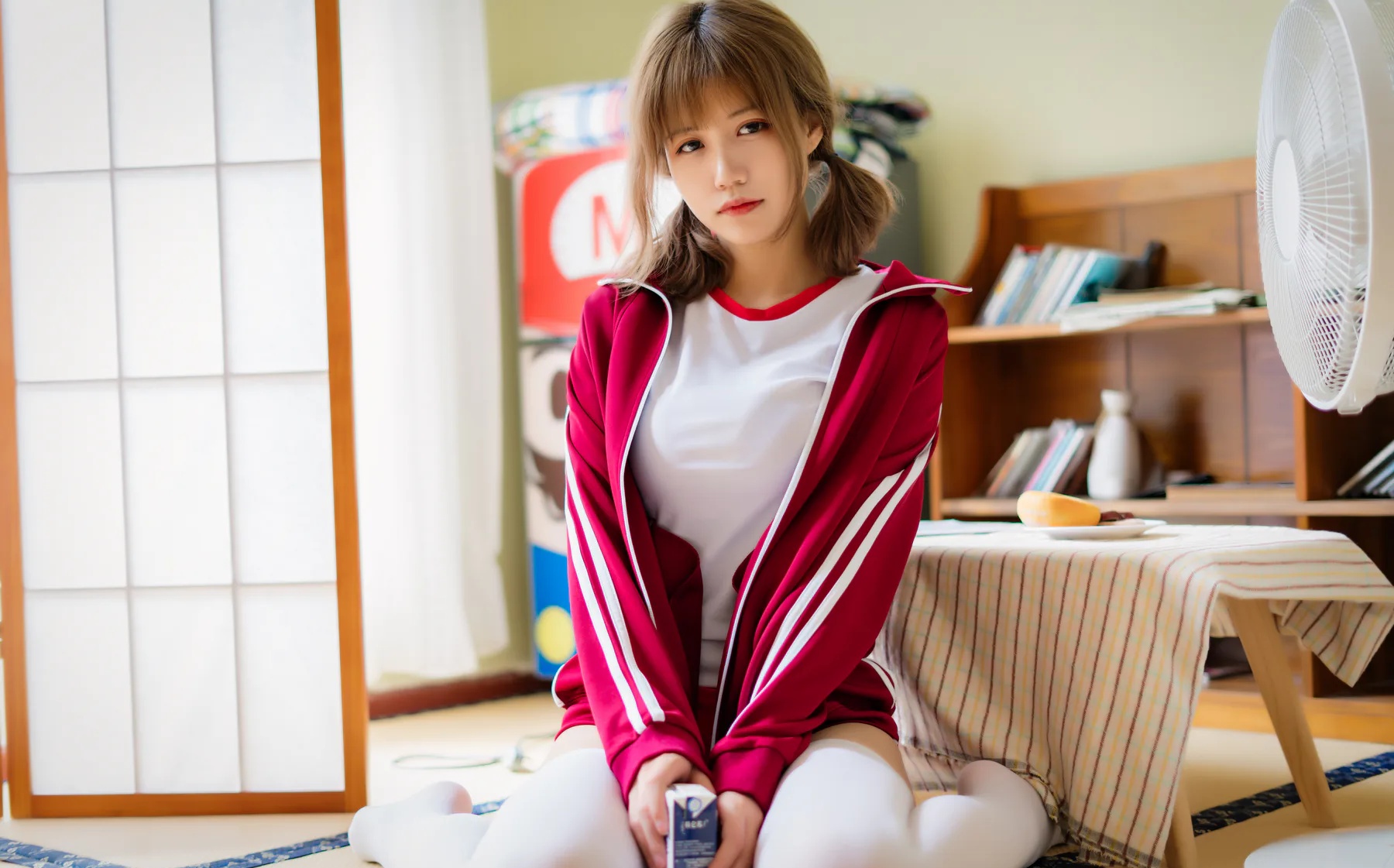 二次元博主_小仓千代w_No.004 红色体操服 主题写真 [48P]Xiuren秀人写真高清美女套图写真下载-看套图看套图