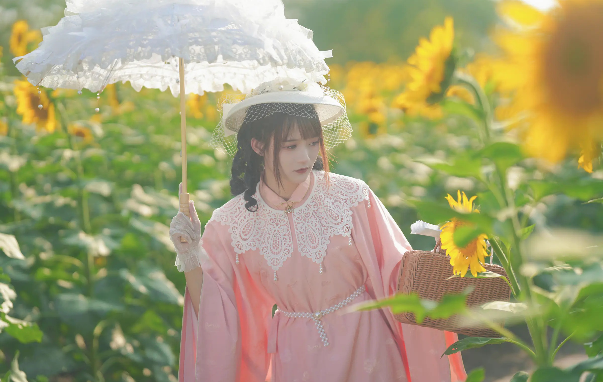 颜值博主_兔子Zzz不吃胡萝卜_No.127 &ndash; 向日葵的回忆 主题写真 [22P]-看套图