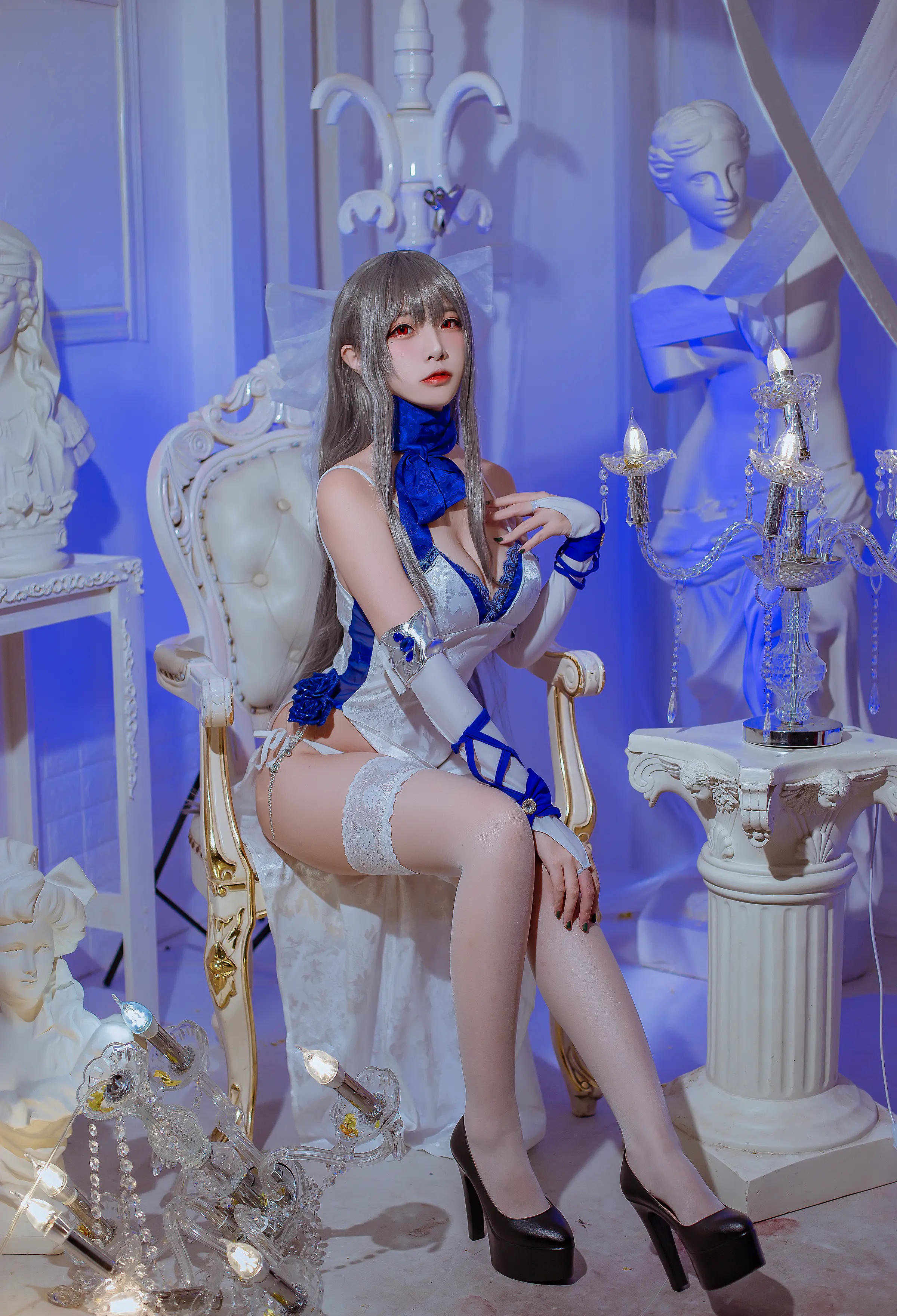 Coser美女_二佐nisa_No.103 &ndash; 碧蓝航线 路易九礼服 主题写真 [29P]Xiuren秀人写真高清美女套图写真下载-看套图看套图