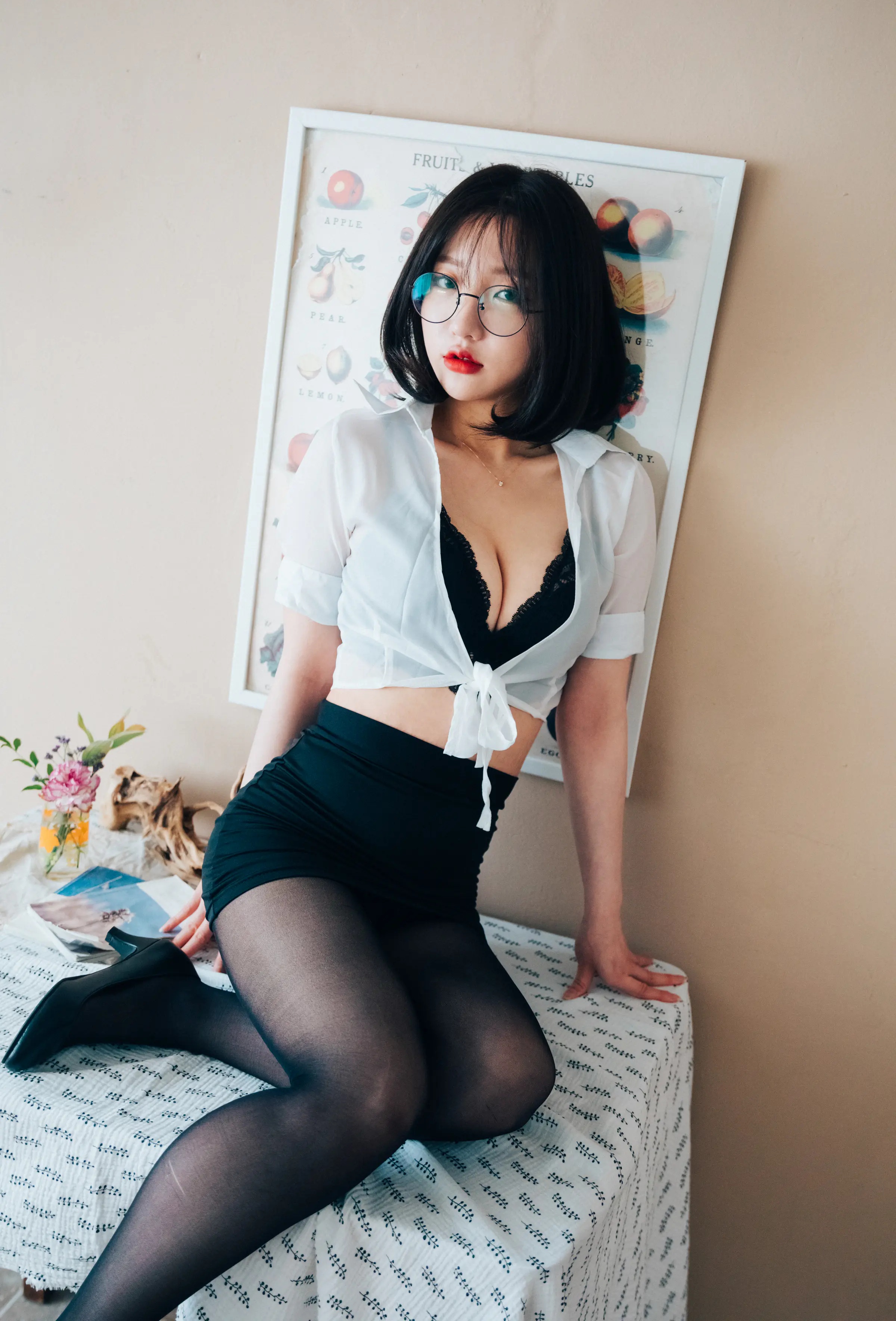 韩国写真机构_Loozy_No.009 &ndash; Officegirls Vacation Vol.1 Son Ye-Eun [55P]Xiuren秀人写真高清美女套图写真下载-看套图看套图
