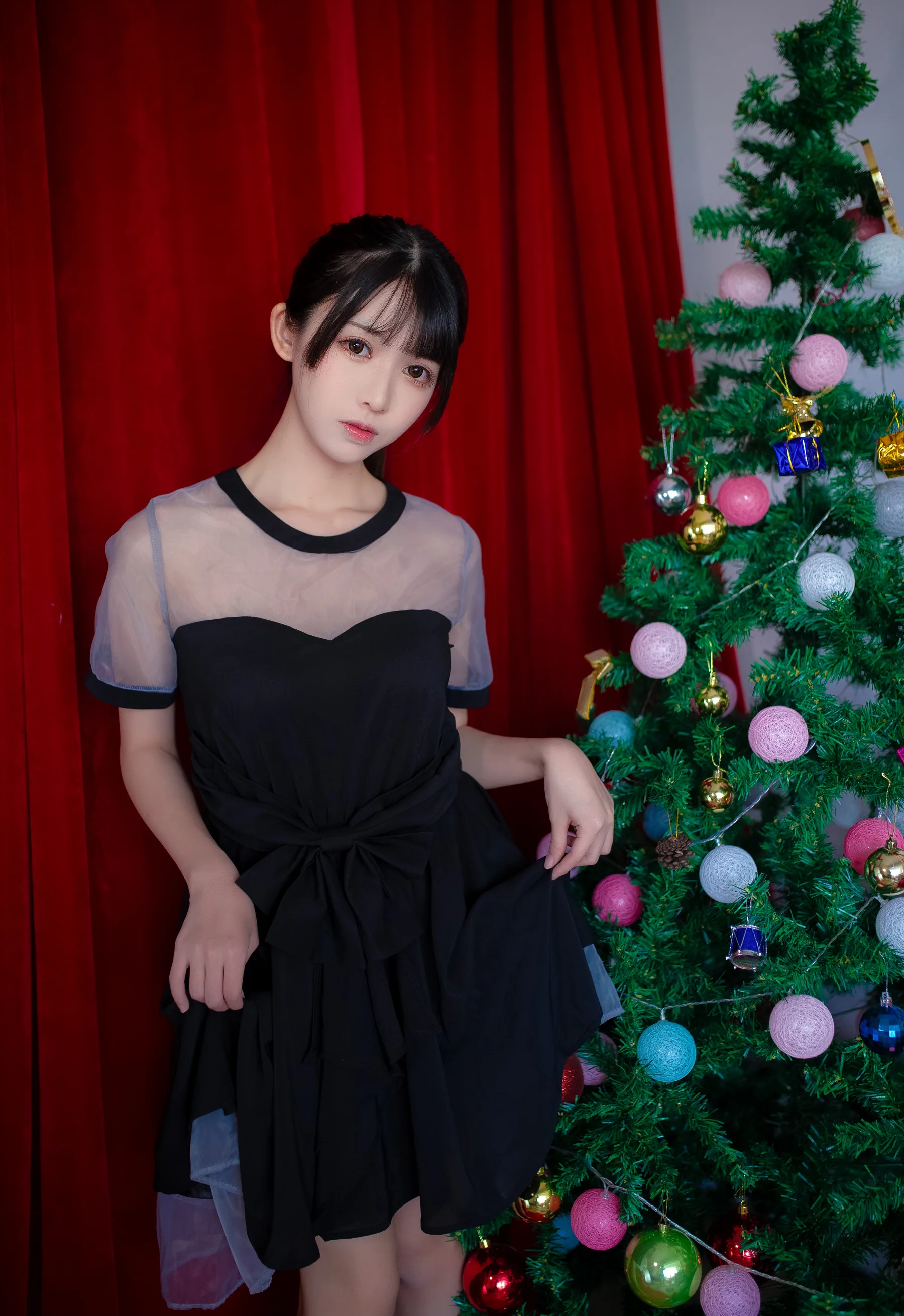 动漫博主_鳗鱼霏儿_No.013 加藤惠 礼服 主题写真 [13P]Xiuren秀人写真高清美女套图写真下载-看套图看套图