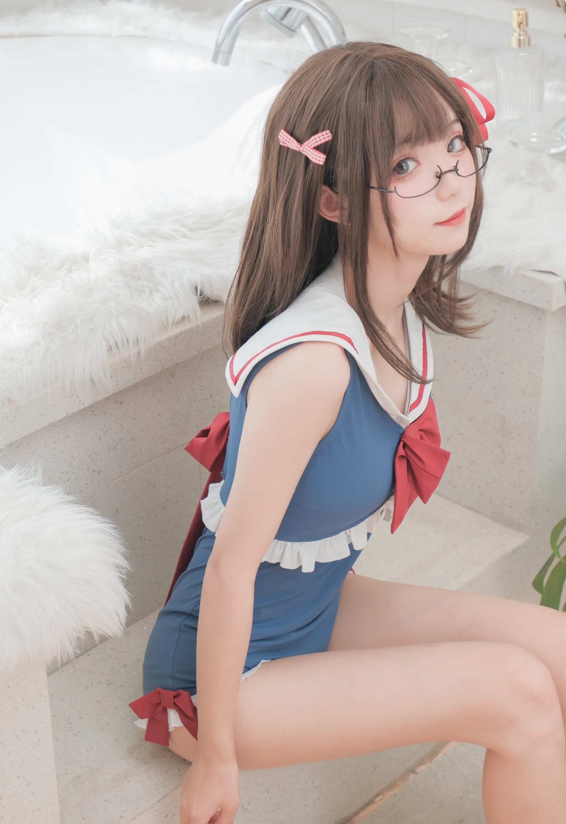 动漫博主_花柒hana_No.007 &ndash; 白雪姬泳装 主题写真 [26P]Xiuren秀人写真高清美女套图写真下载-看套图看套图