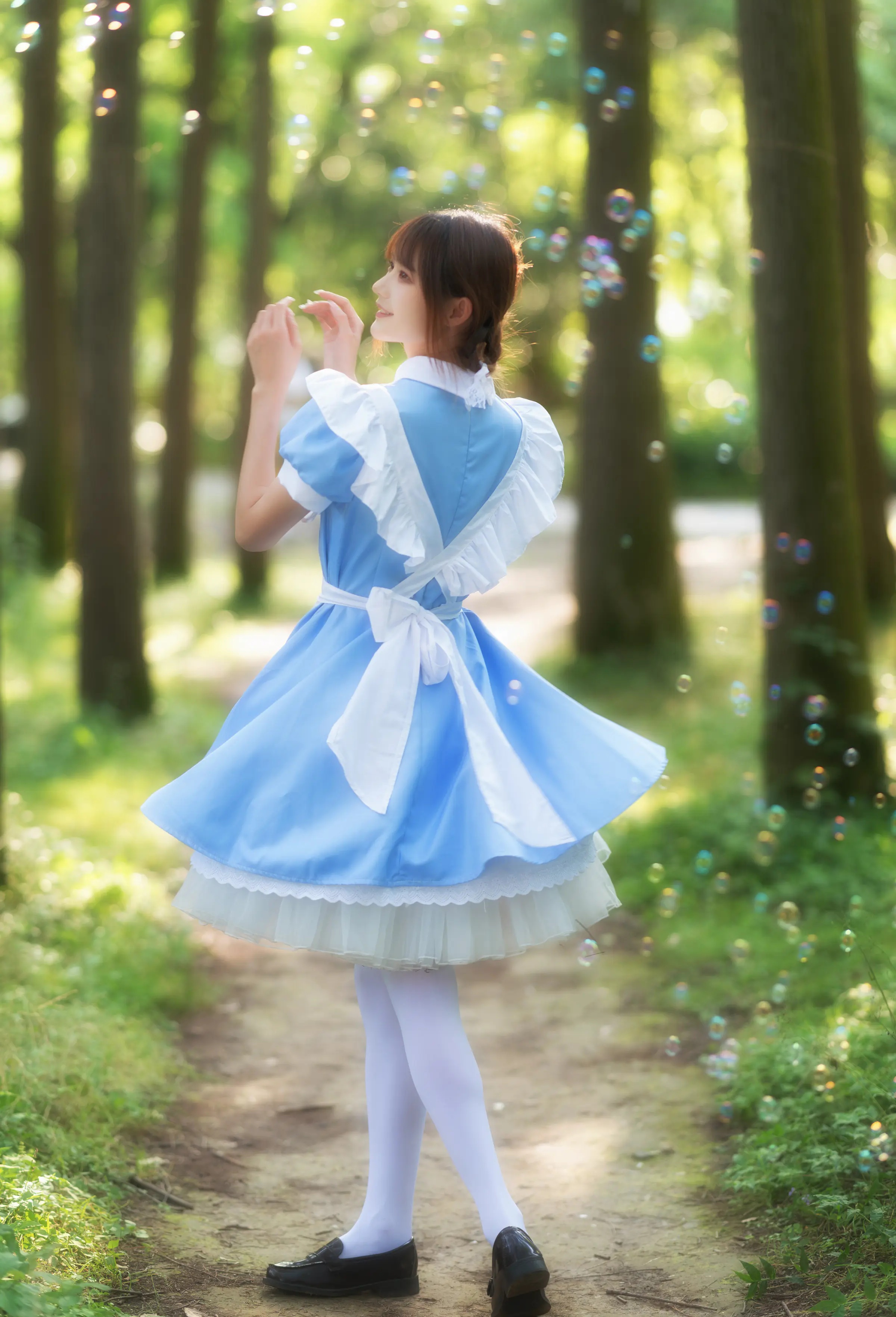 颜值博主_兔子Zzz不吃胡萝卜_No.068 &ndash; 阳光很好闻 主题写真 [41P]Xiuren秀人写真高清美女套图写真下载-看套图看套图
