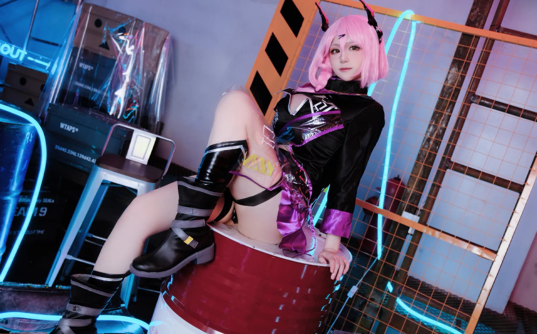 颜值博主_幼愛Youmeko_No.016 &ndash; 泰丝 TESS Set [Erophone] [18P]Xiuren秀人写真高清美女套图写真下载-看套图看套图