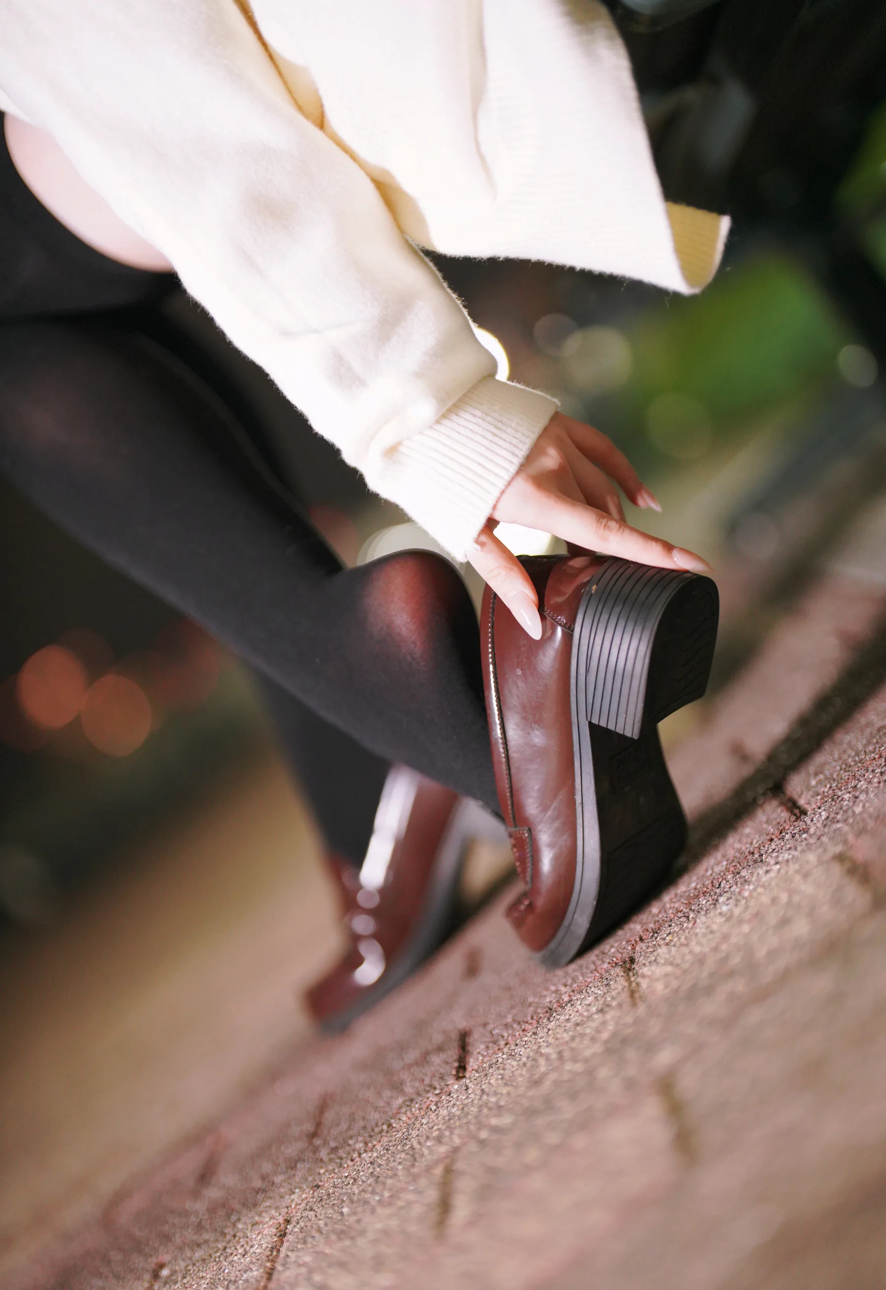颜值博主_幼愛Youmeko_No.017 &ndash; 小琪舞JK制服 主题写真 [48P]Xiuren秀人写真高清美女套图写真下载-看套图看套图