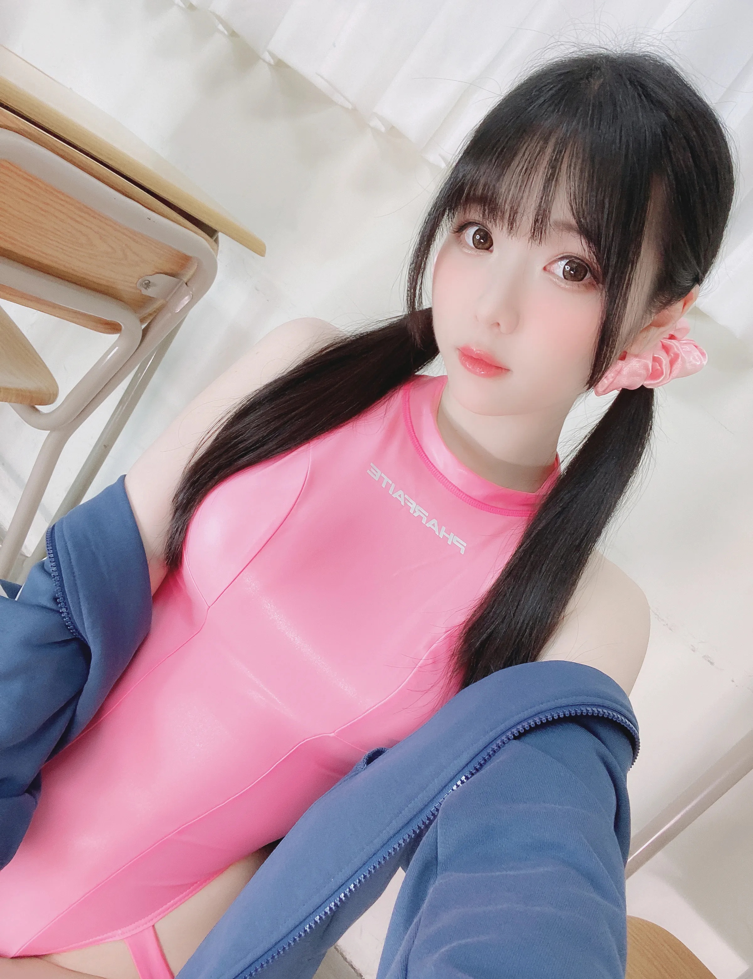 Coser美女_霜月shimo_No.097 &ndash; Pink Swimsuit 主题写真 [21P]Xiuren秀人写真高清美女套图写真下载-看套图看套图