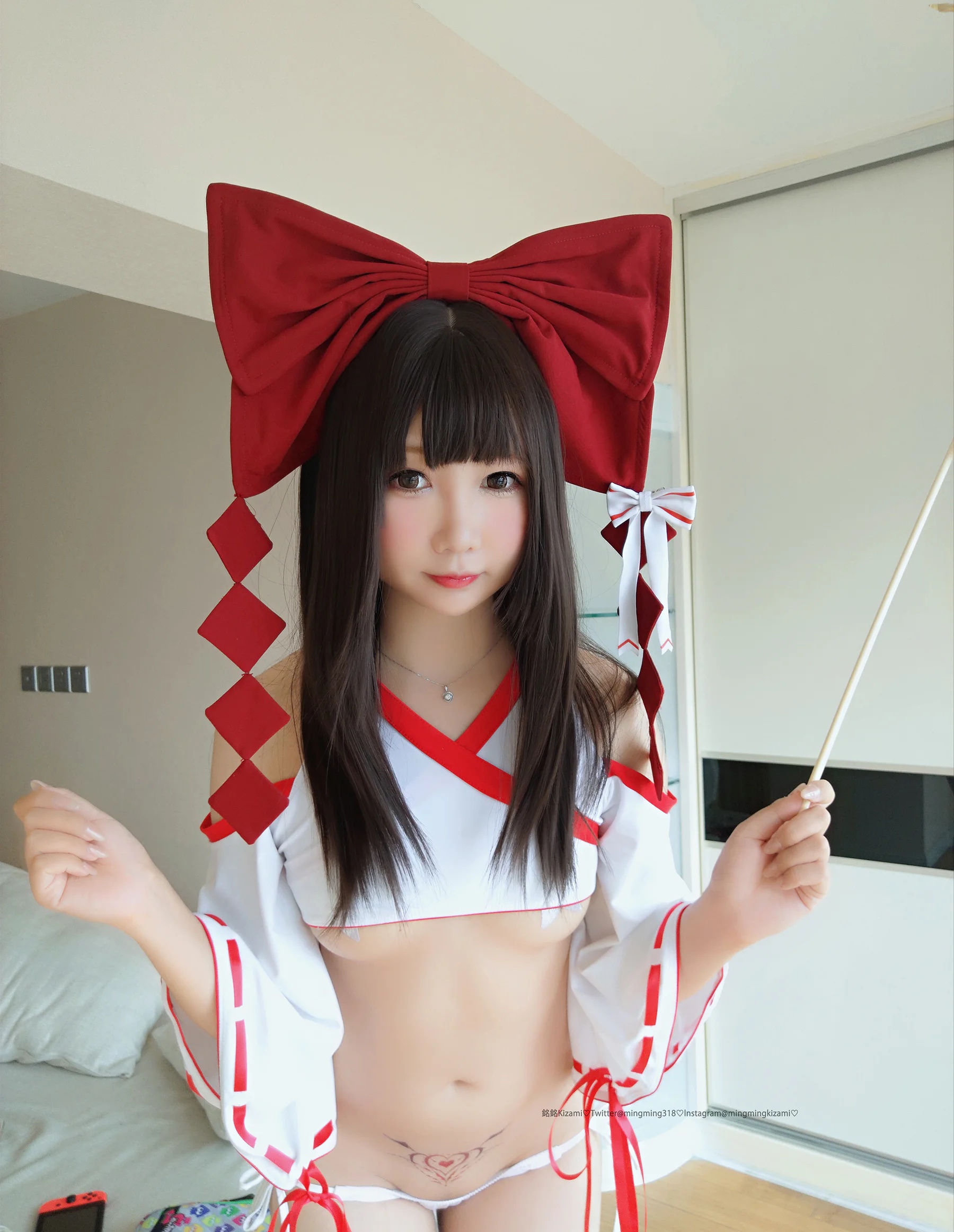 动漫博主_铭铭Kizami_No.046 &ndash; 媚态小恶魔&御宅妹 写真+自拍 [161P]Xiuren秀人写真高清美女套图写真下载-看套图看套图