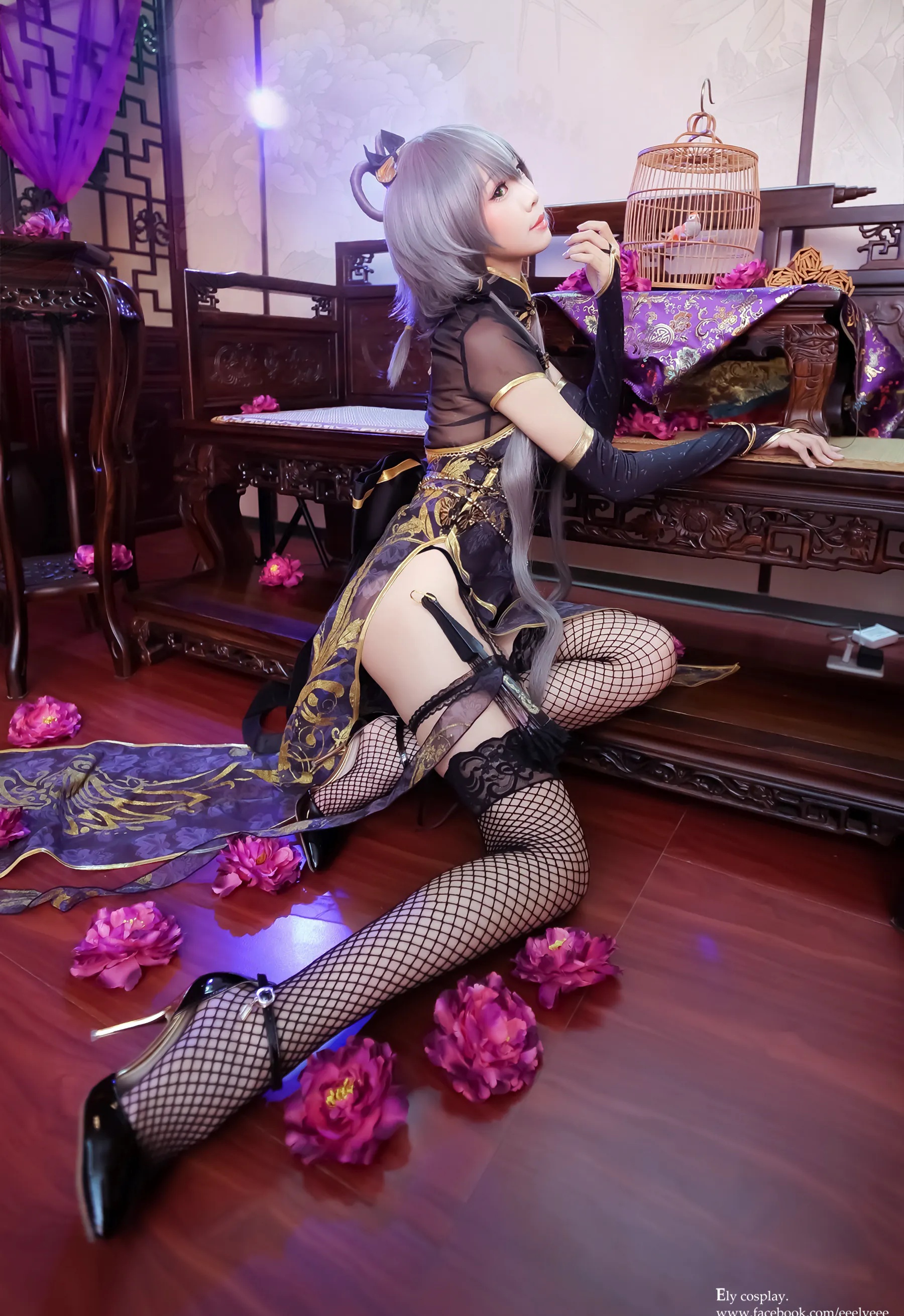 Coser妹子_ElyEE子_No.055 天依-金丝雀旗袍 主题写真 [13P]Xiuren秀人写真高清美女套图写真下载-看套图看套图