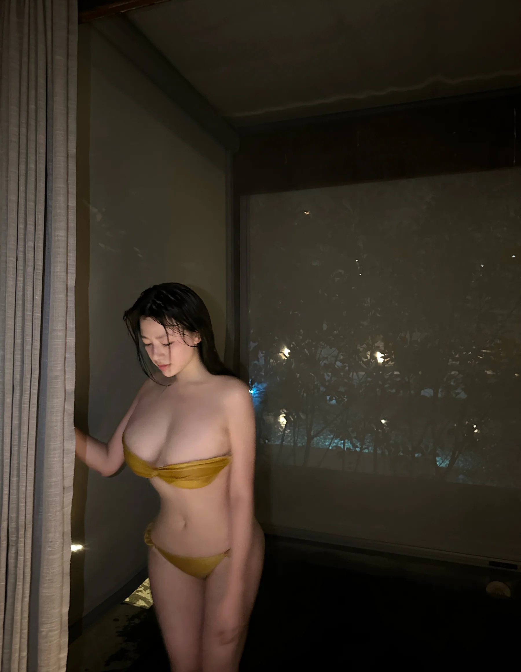 图片[5]Xiuren秀人写真高清美女套图写真下载-看套图知名博主_奶宝妹纸_No.032 &ndash; 深夜游泳池 主题写真 [24P]Xiuren秀人写真高清美女套图写真下载-看套图Coser网络美女论坛Xiuren秀人写真高清美女套图写真下载-看套图免费套图Xiuren秀人写真高清美女套图写真下载-看套图看套图