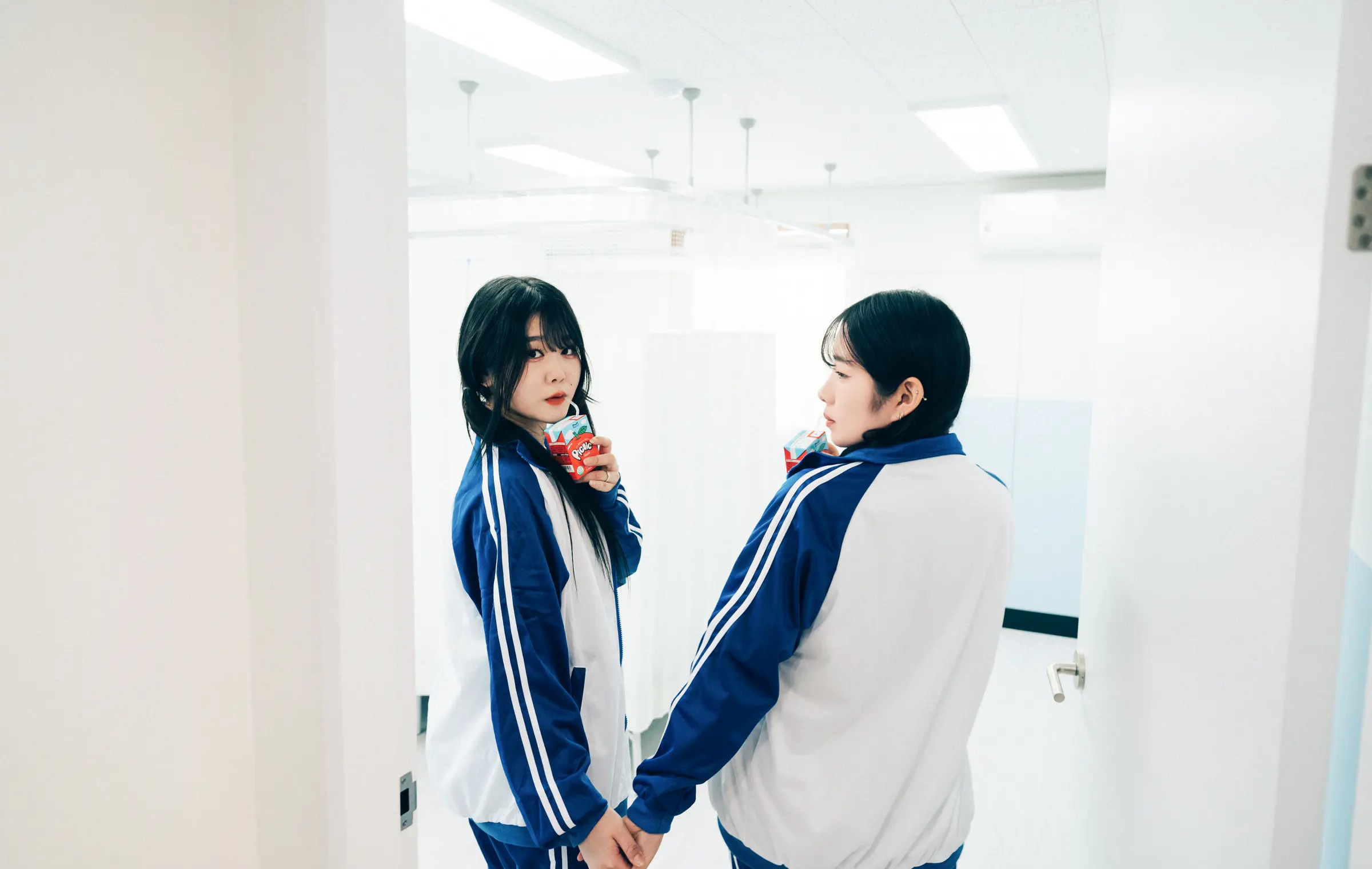 图片[5]-韩国写真机构_Loozy_No.108 &ndash; Sonson (손손) x Zia (지아) Bitch Academy [81P]-Coser网络美女论坛-免费套图-看套图