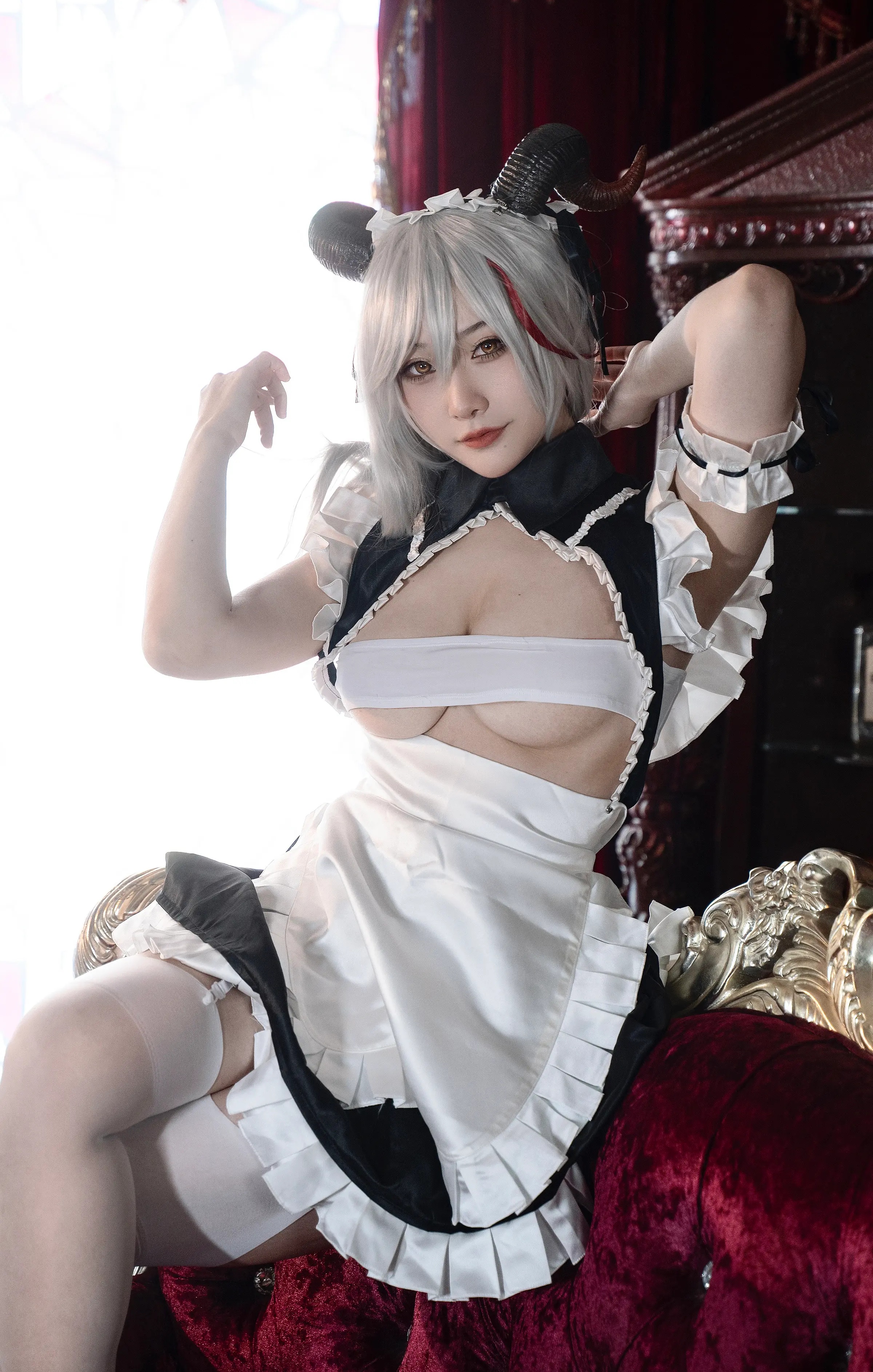 Coser美女_三刀刀miido_No.031 &ndash; 埃吉尔 主题写真 [28P]Xiuren秀人写真高清美女套图写真下载-看套图看套图
