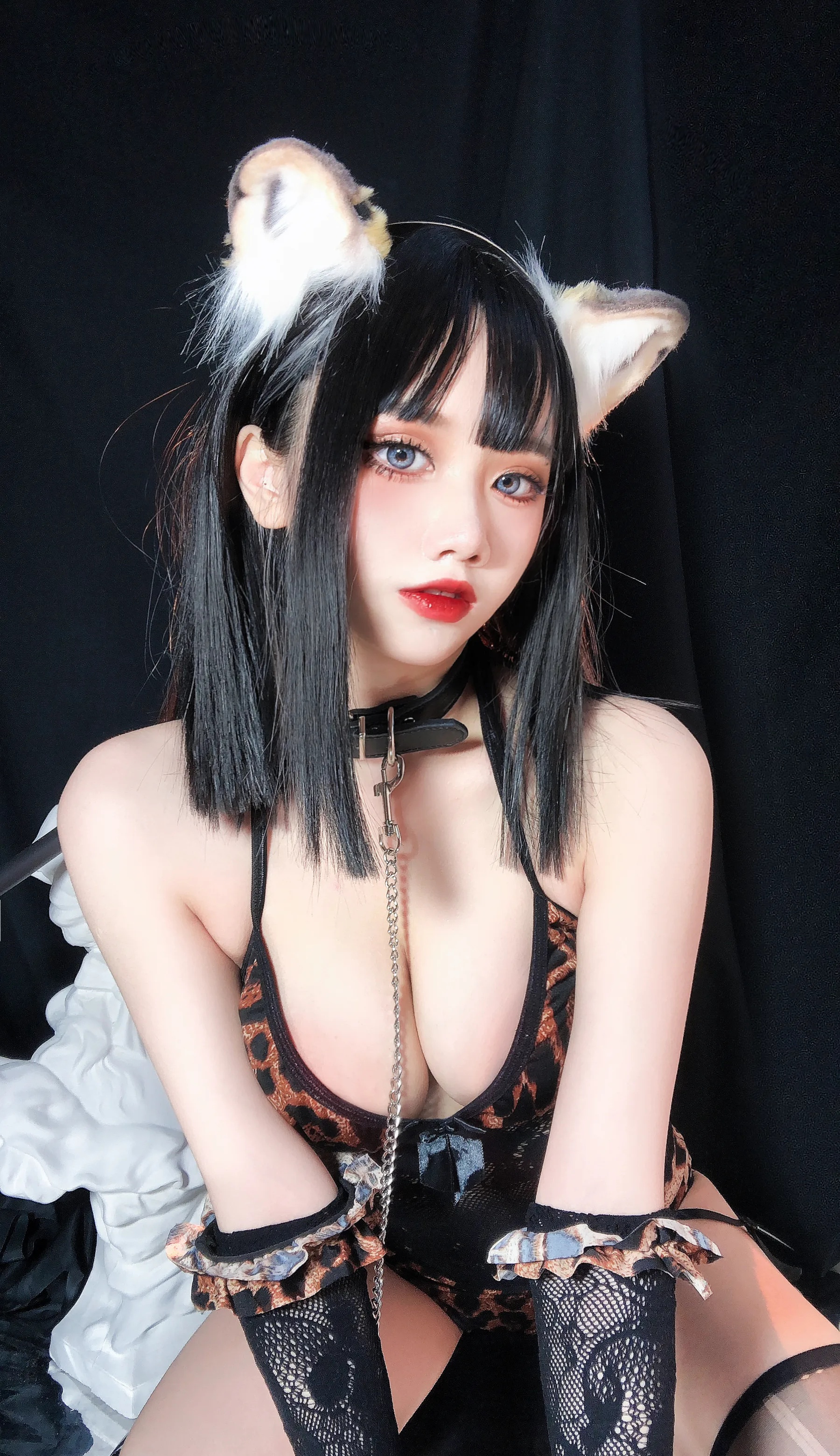图片[5]Xiuren秀人写真高清美女套图写真下载-看套图Coser美女_果咩酱w_No.022 &ndash; 豹女妹妹 主题写真 [20P]Xiuren秀人写真高清美女套图写真下载-看套图Coser网络美女论坛Xiuren秀人写真高清美女套图写真下载-看套图免费套图Xiuren秀人写真高清美女套图写真下载-看套图看套图