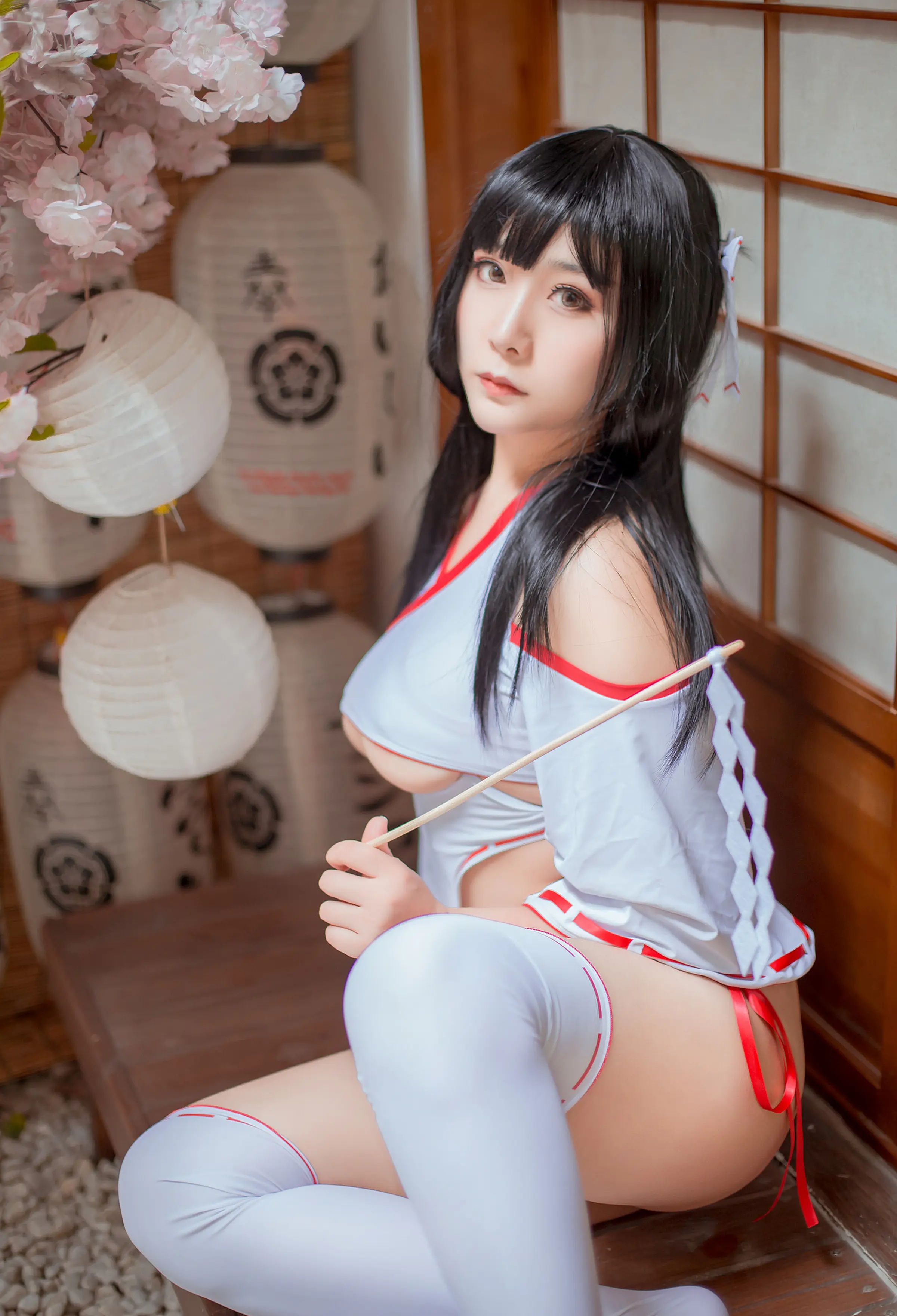 Coser美女_三刀刀miido_No.041 &ndash; 巫女 主题写真 [42P]Xiuren秀人写真高清美女套图写真下载-看套图看套图