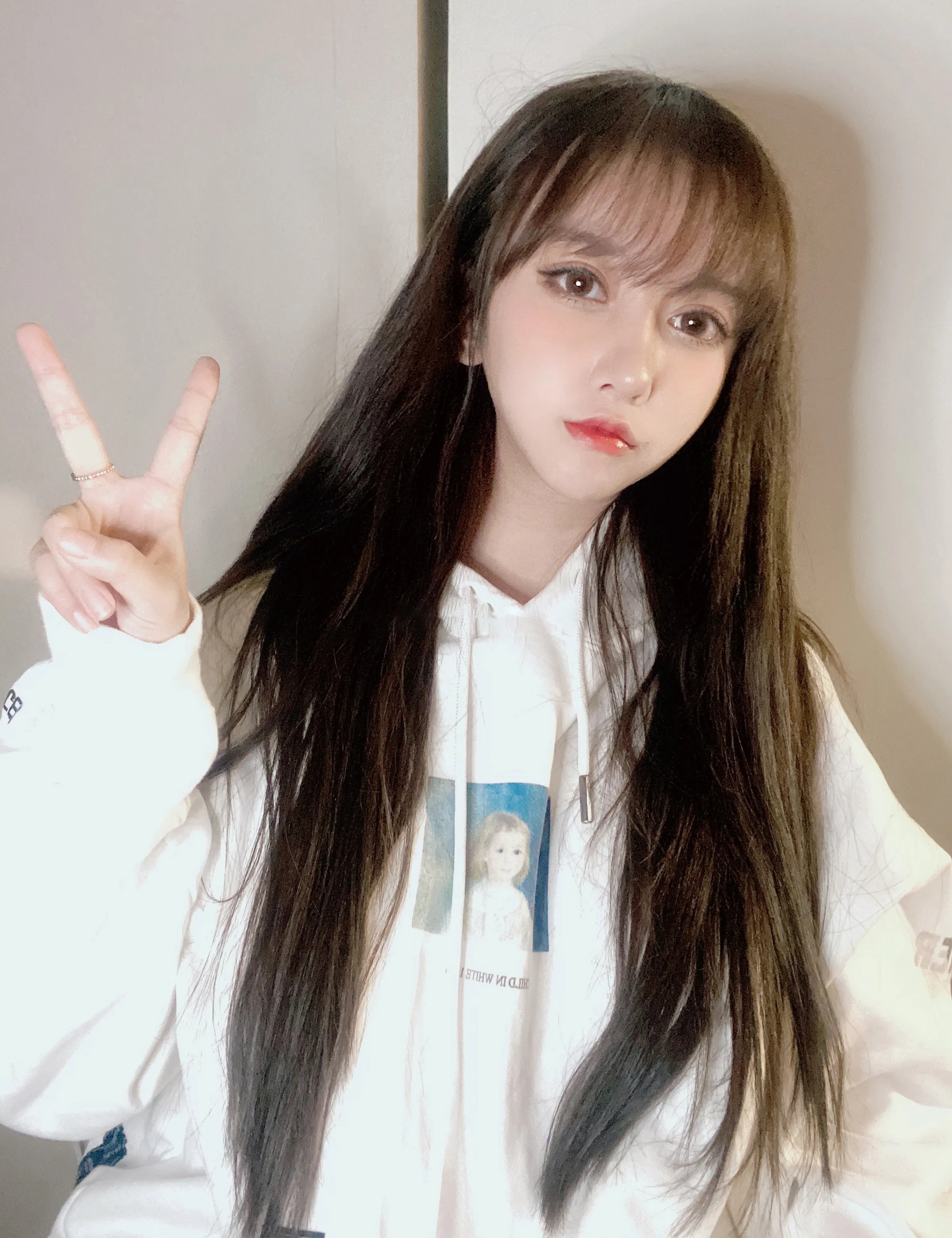 Coser美女_过期米线线喵_No.127 twitter和微博美图 [27P]Xiuren秀人写真高清美女套图写真下载-看套图看套图