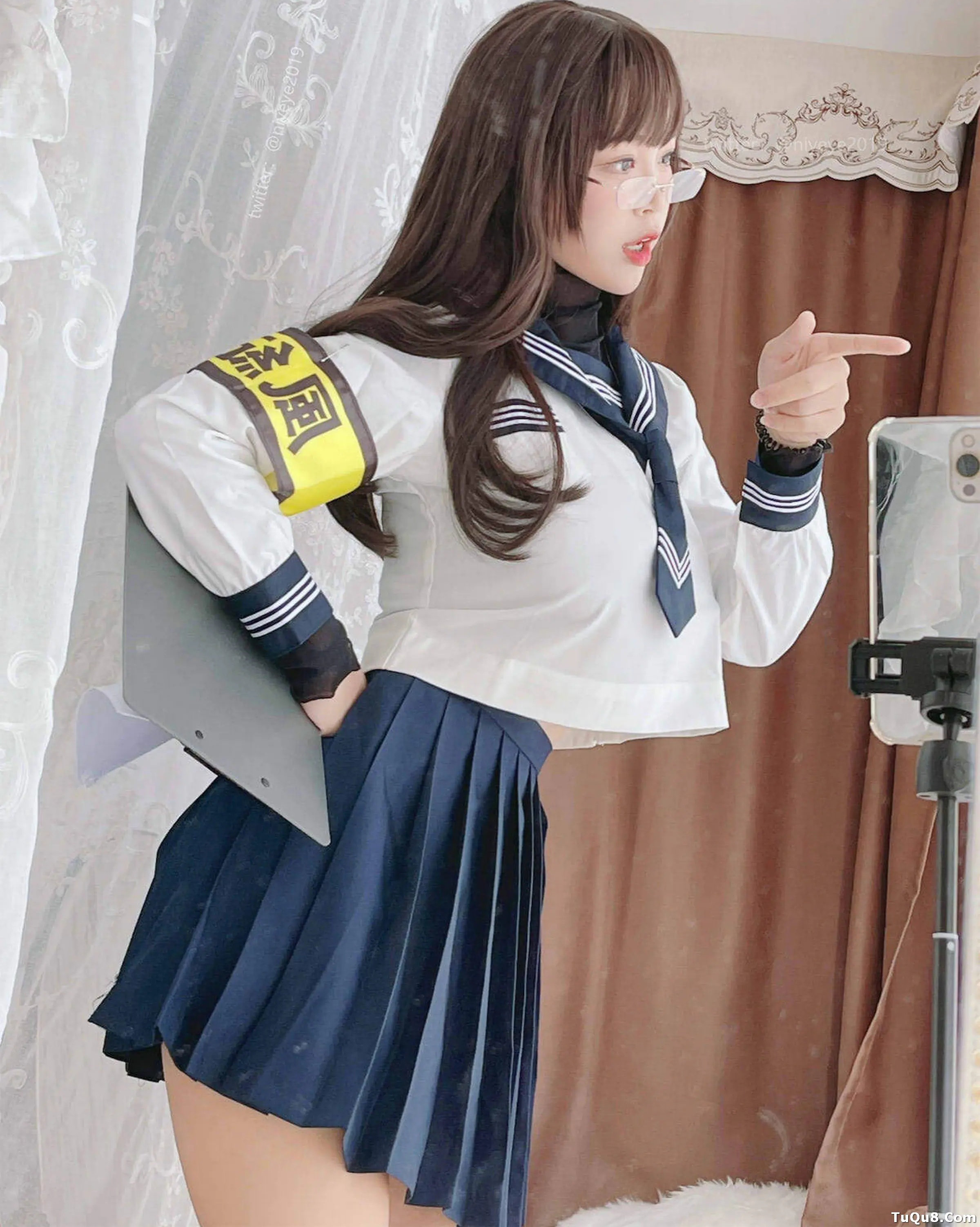 图片[5]Xiuren秀人写真高清美女套图写真下载-看套图萌系小姐姐_白烨烨_No.047 &ndash; 风纪委员 主题写真 [60P]Xiuren秀人写真高清美女套图写真下载-看套图Coser网络美女论坛Xiuren秀人写真高清美女套图写真下载-看套图免费套图Xiuren秀人写真高清美女套图写真下载-看套图看套图