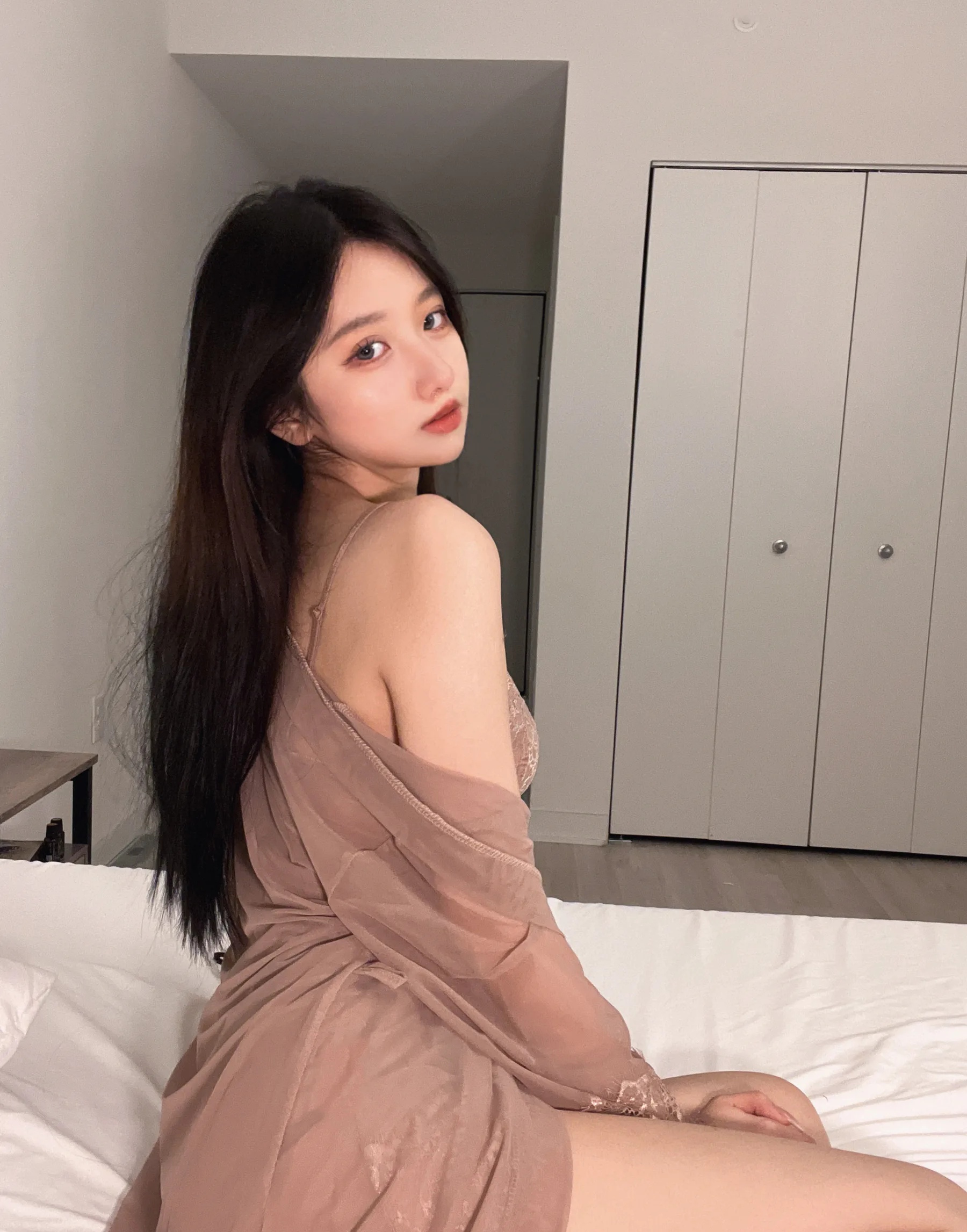 Coser美女_果咩酱w_No.036 &ndash; 入夜 主题写真 [45P]-看套图