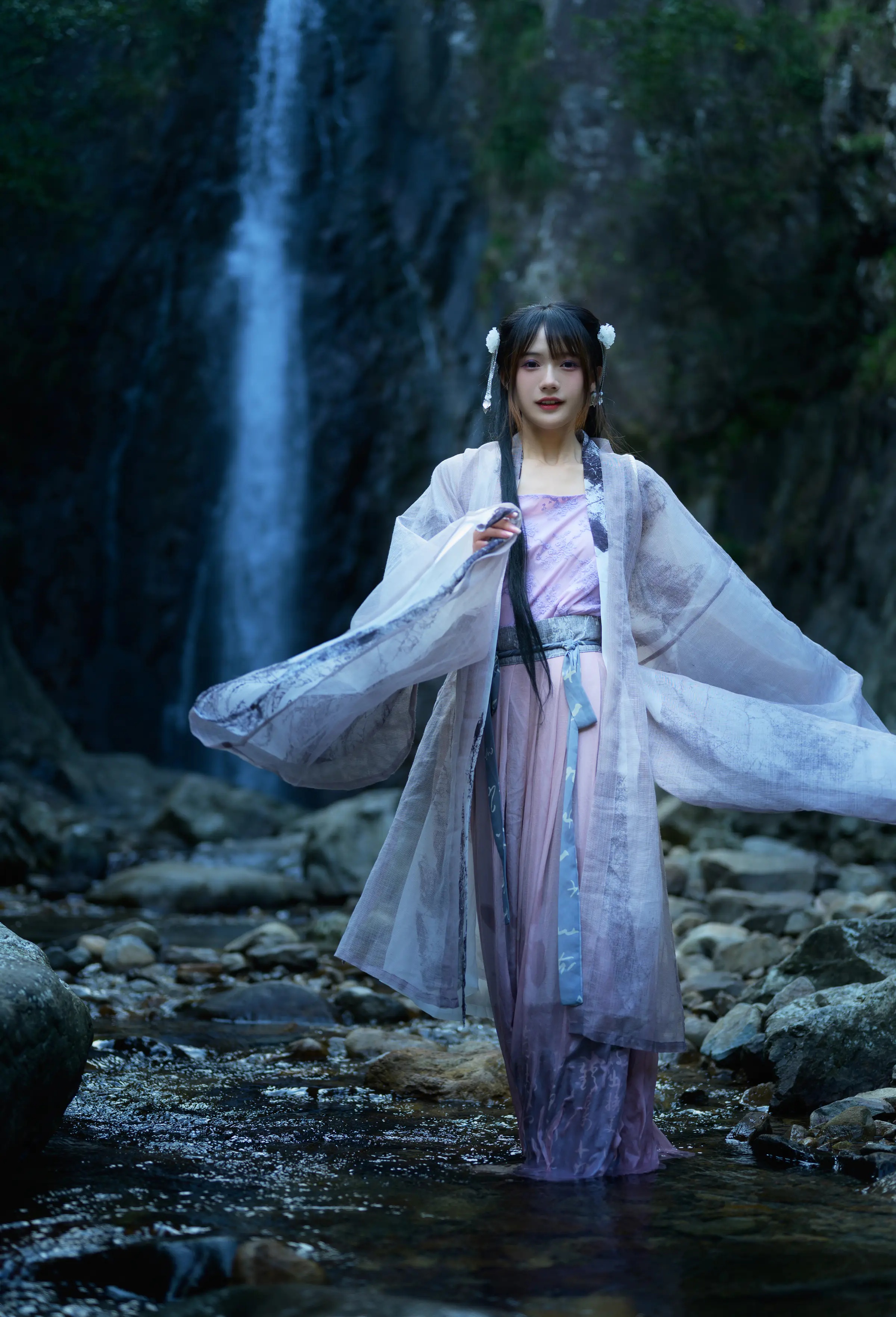 图片[5]Xiuren秀人写真高清美女套图写真下载-看套图颜值博主_兔子Zzz不吃胡萝卜_No.088 &ndash; 寻蝶梦 主题写真 [35P]Xiuren秀人写真高清美女套图写真下载-看套图Coser网络美女论坛Xiuren秀人写真高清美女套图写真下载-看套图免费套图Xiuren秀人写真高清美女套图写真下载-看套图看套图
