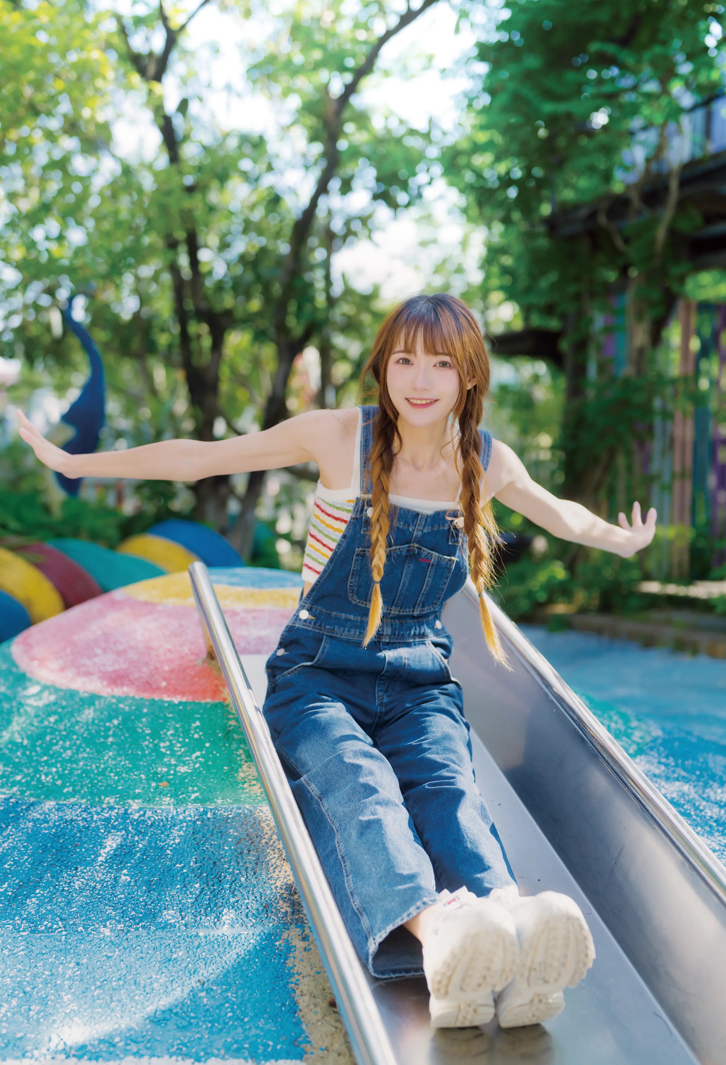 颜值博主_兔子Zzz不吃胡萝卜_No.093 &ndash; 夏日活力 主题写真 [30P]-看套图