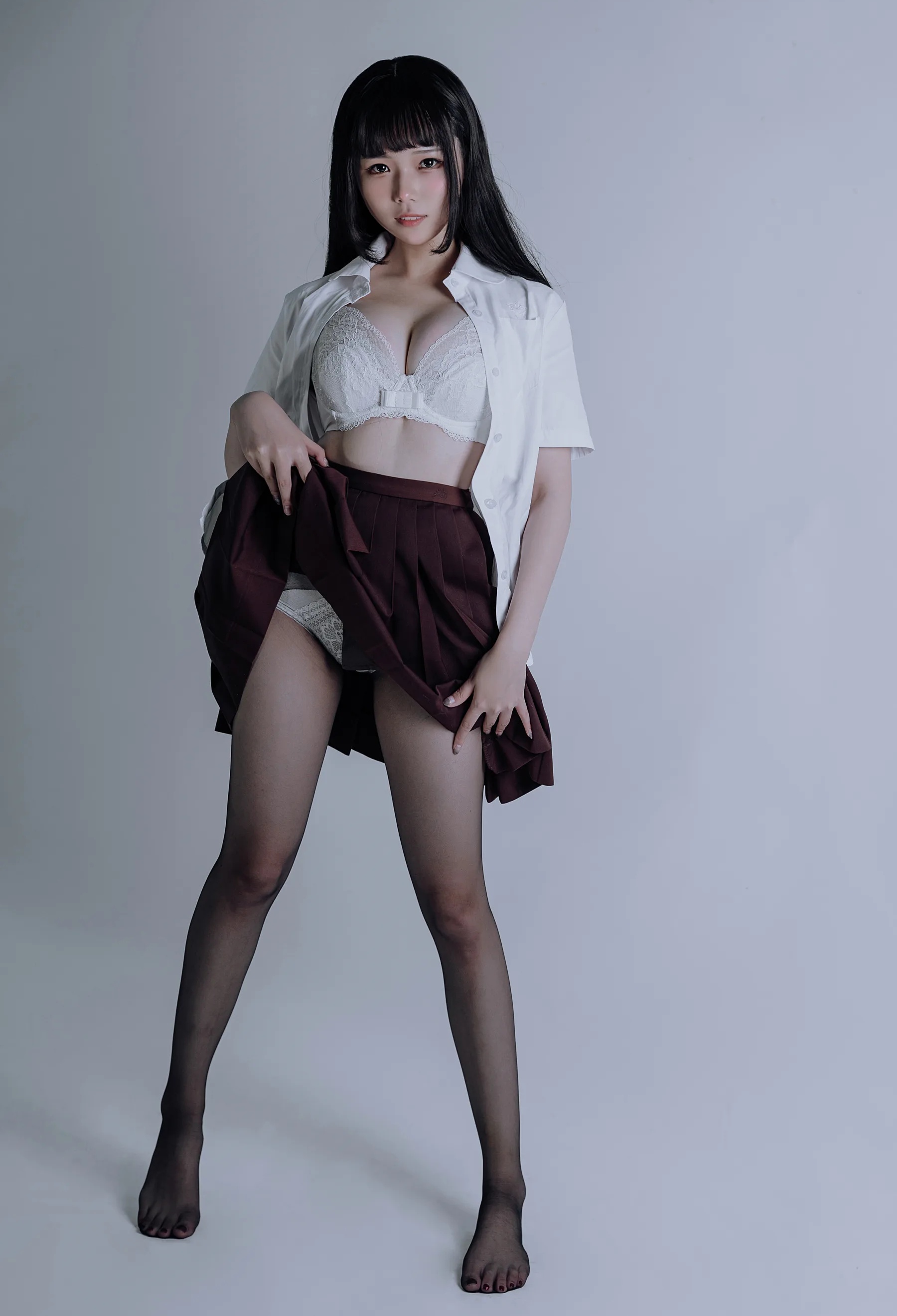 Coser美女_七月喵子_No.044 &ndash; jk黑丝 主题写真 [31P]Xiuren秀人写真高清美女套图写真下载-看套图看套图
