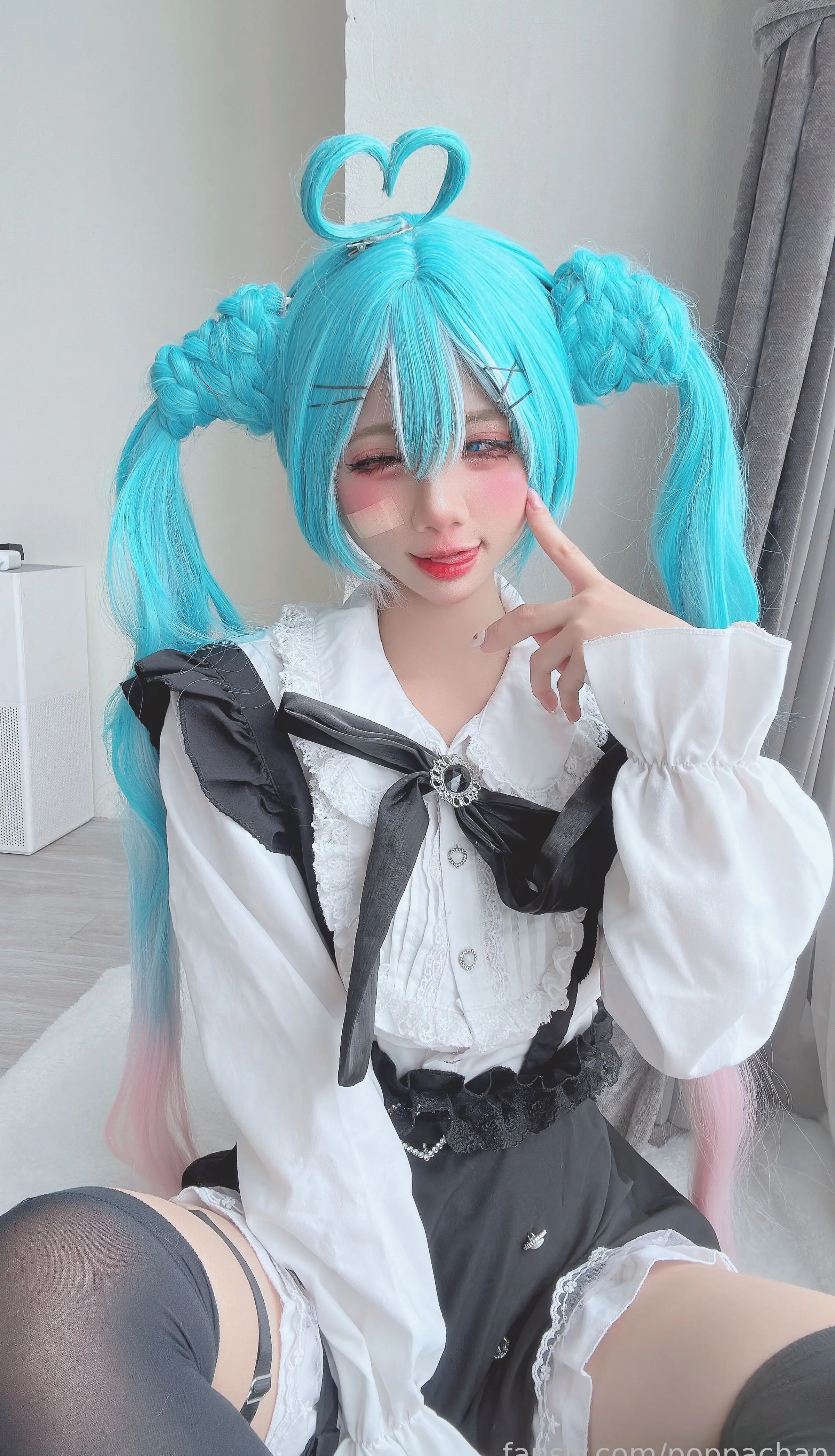 越南Coser美女_PoppaChan_No.101 &ndash; Hatsune Miku [22P]Xiuren秀人写真高清美女套图写真下载-看套图看套图