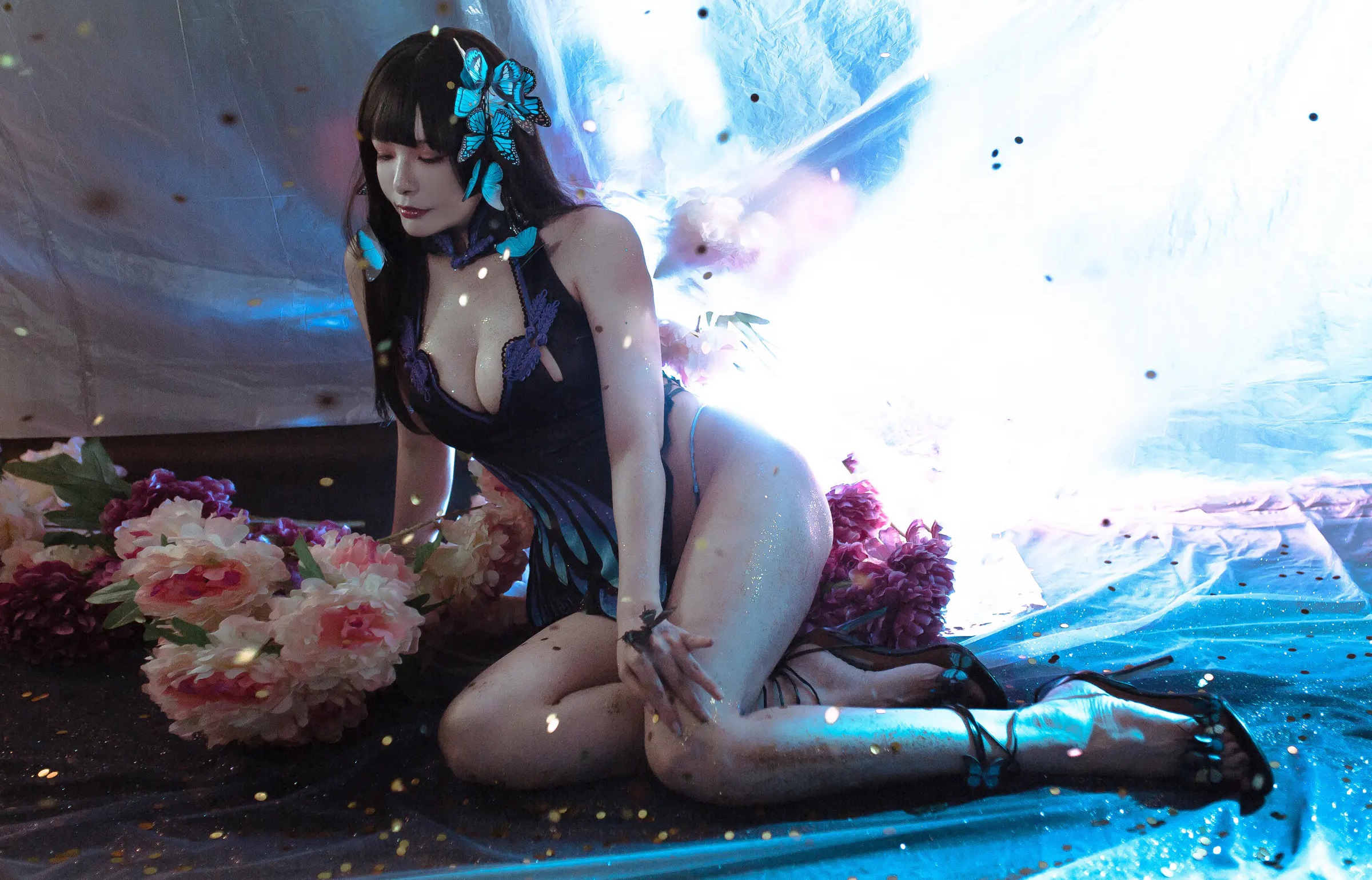 成熟御姐_秋和柯基_No.106 &ndash; 《蝶》 主题写真 [60P]Xiuren秀人写真高清美女套图写真下载-看套图看套图