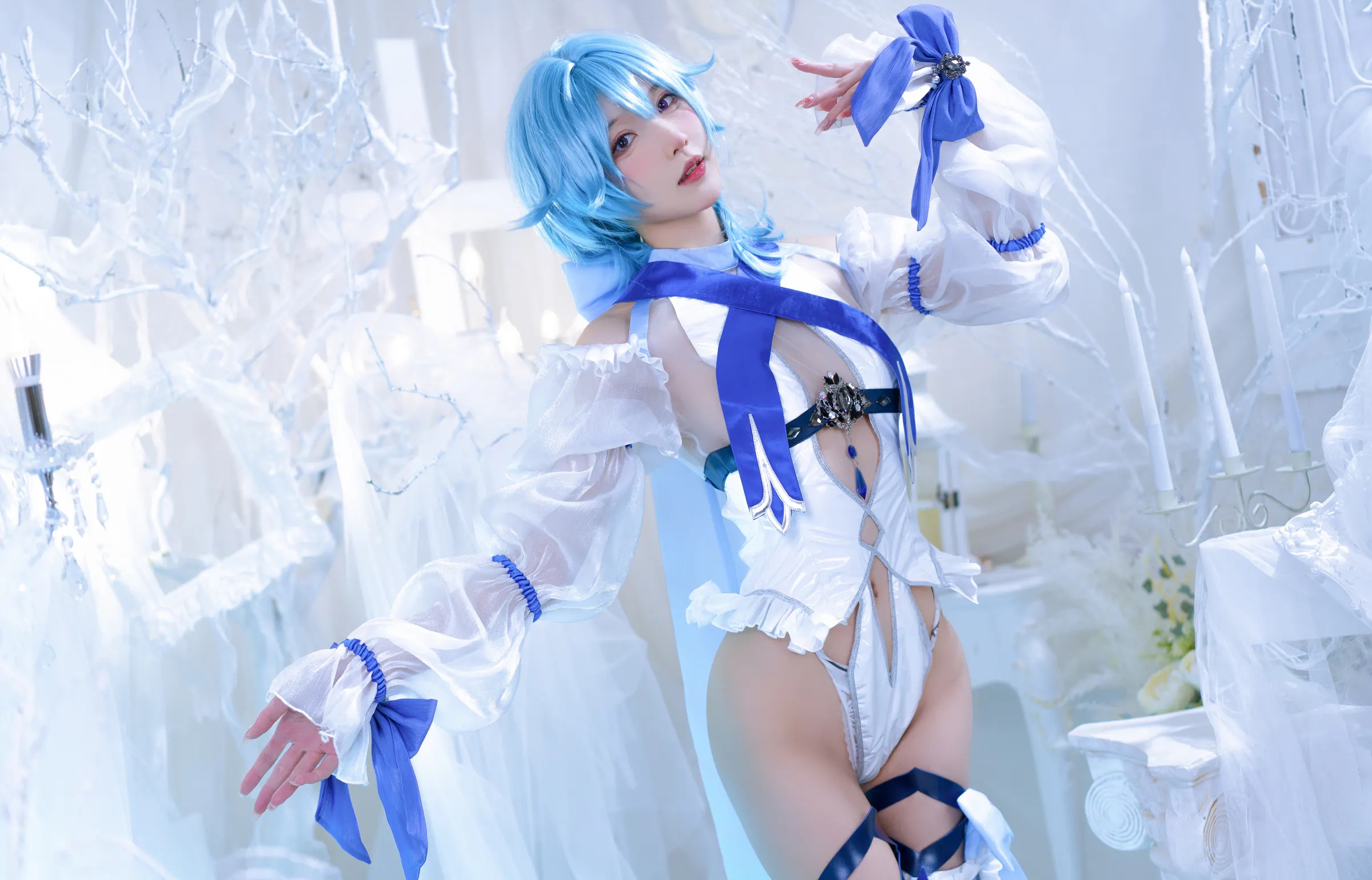 动漫博主_阿包也是兔娘_No.096 &ndash; 加冕图 优菈 主题写真 [28P]Xiuren秀人写真高清美女套图写真下载-看套图看套图
