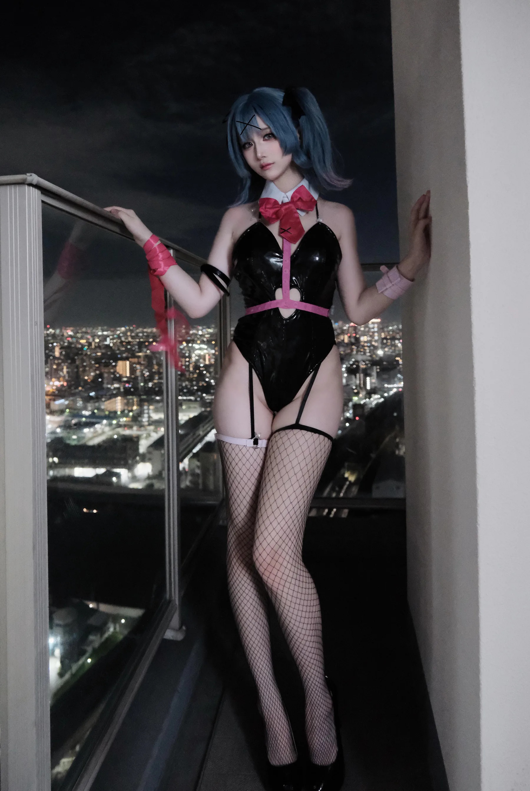 颜值博主_幼愛Youmeko_No.023 &ndash; 初音未来兔子洞 兔女郎 [28P]Xiuren秀人写真高清美女套图写真下载-看套图看套图