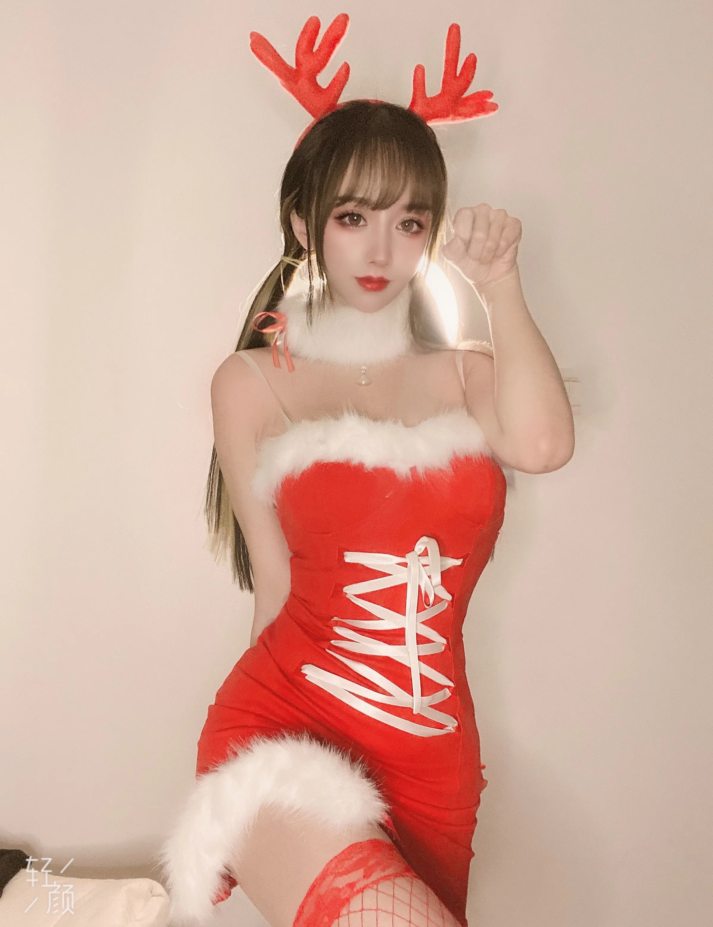 Coser美女_过期米线线喵_No.109 圣诞特辑 主题写真 [39P]Xiuren秀人写真高清美女套图写真下载-看套图看套图