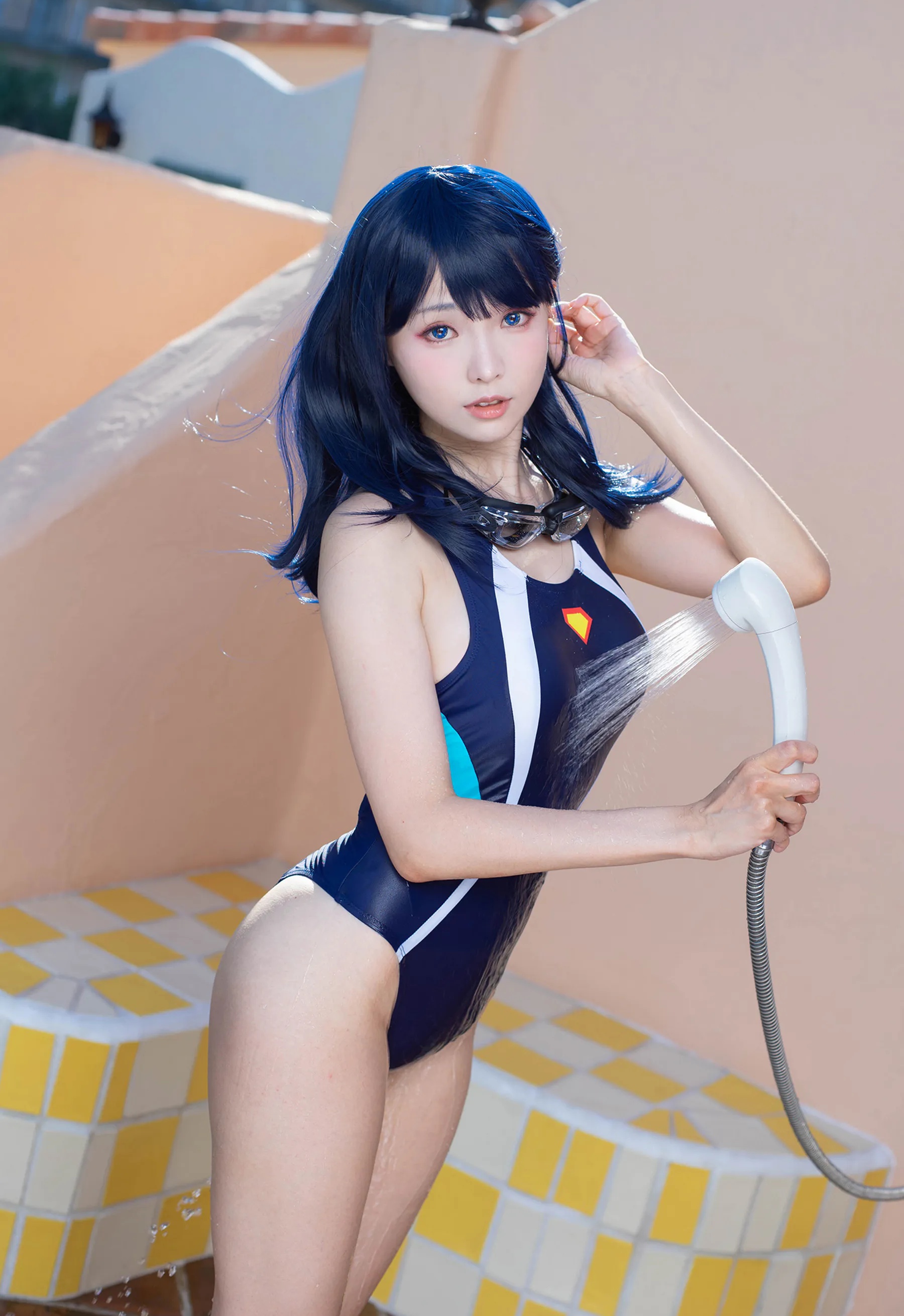 Coser妹子_ElyEE子_No.074 Rikka Takarada Swimsuit 主题写真 [26P]Xiuren秀人写真高清美女套图写真下载-看套图看套图