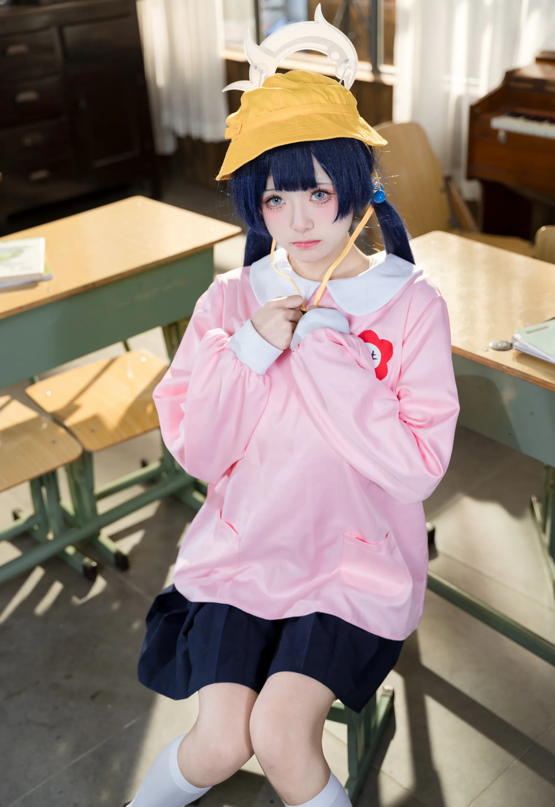 人气Coser美女_九柒喵_No.026 妃咲幼稚园 (蔚蓝档案) 主题写真 [25P]-看套图