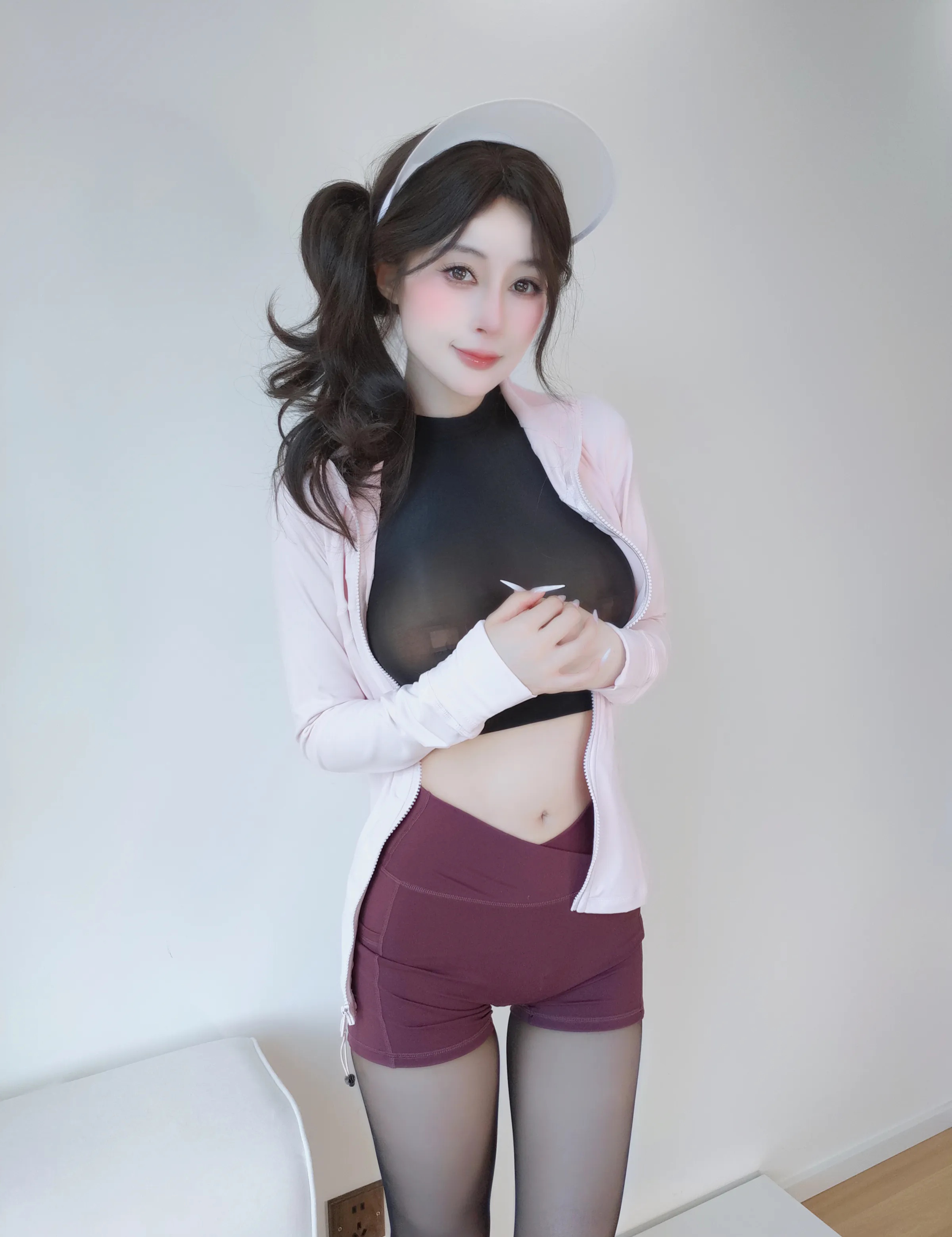 国产Coser美女_白银81_No.210 &ndash; 出游心情 主题写真 [93P]-看套图