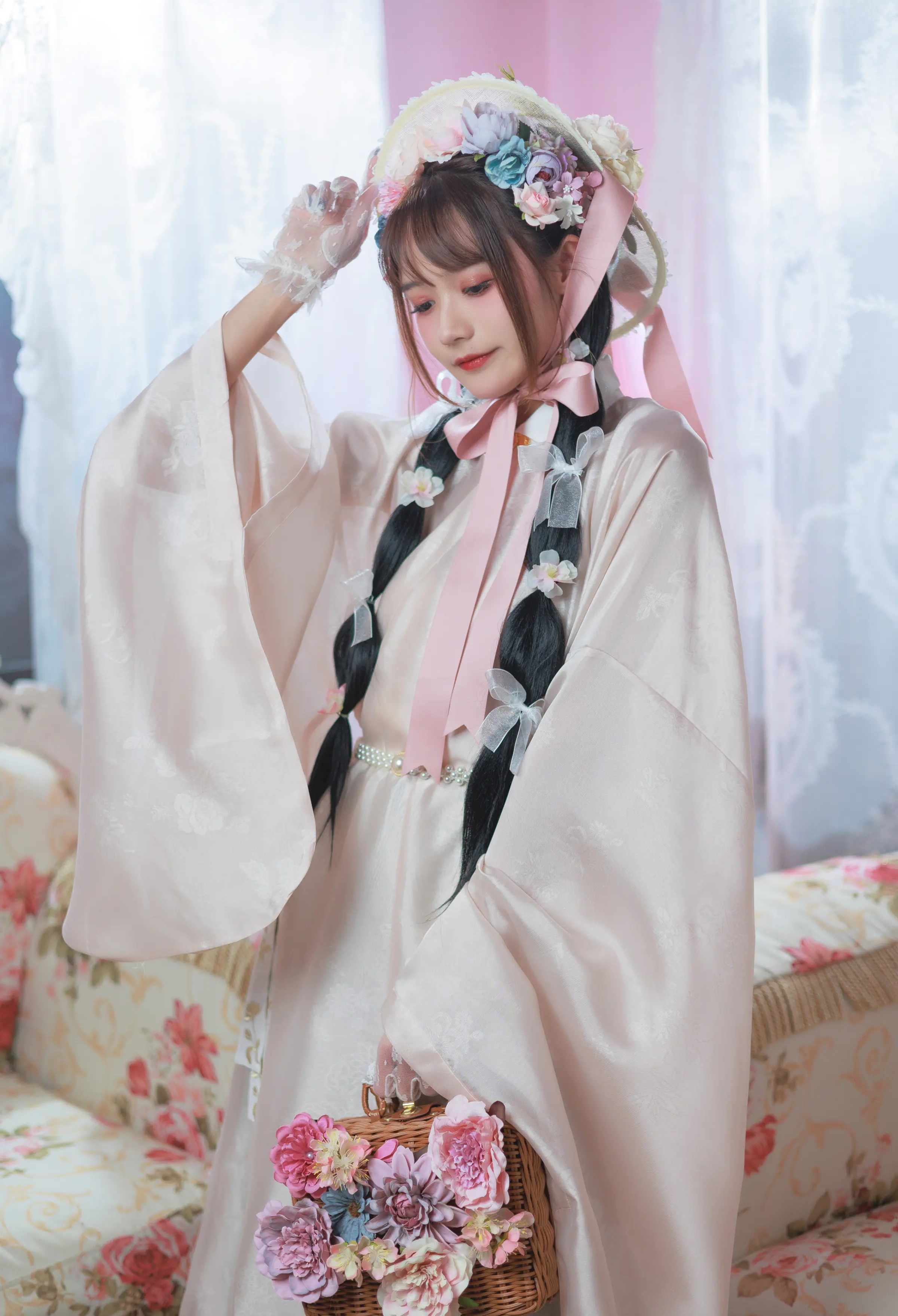 图片[5]Xiuren秀人写真高清美女套图写真下载-看套图颜值博主_兔子Zzz不吃胡萝卜_No.067 &ndash; 明公主的茶会 主题写真 [35P]Xiuren秀人写真高清美女套图写真下载-看套图Coser网络美女论坛Xiuren秀人写真高清美女套图写真下载-看套图免费套图Xiuren秀人写真高清美女套图写真下载-看套图看套图