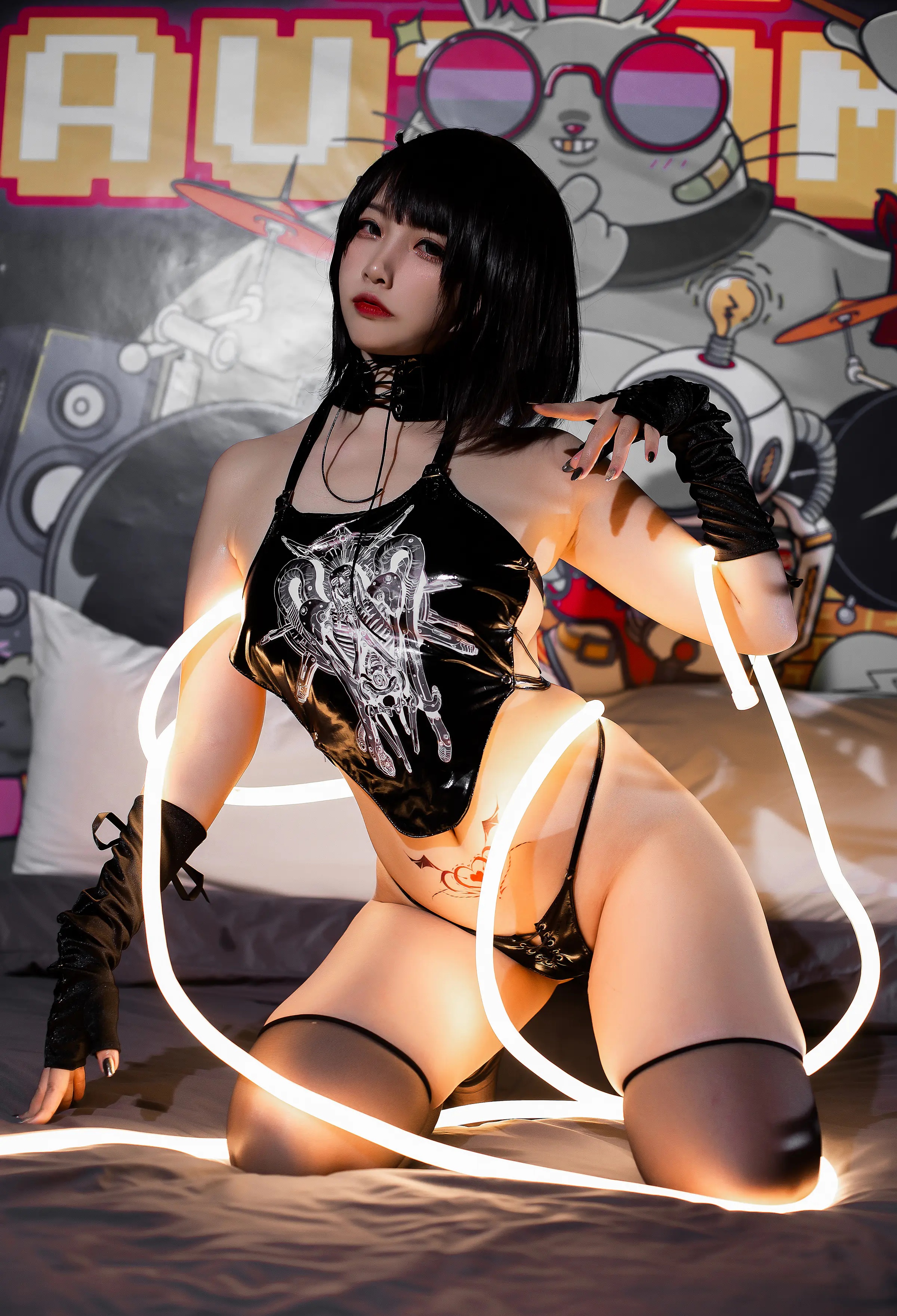 Coser美女_二佐nisa_No.108 &ndash; 乖张肚兜 主题写真 [35P]Xiuren秀人写真高清美女套图写真下载-看套图看套图