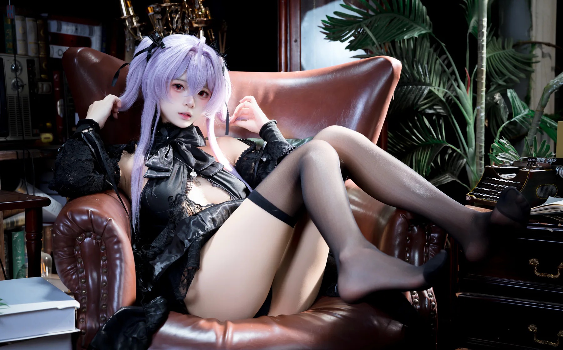 人气Coser美女_九柒喵_No.048 水母 主题写真 [26P]Xiuren秀人写真高清美女套图写真下载-看套图看套图