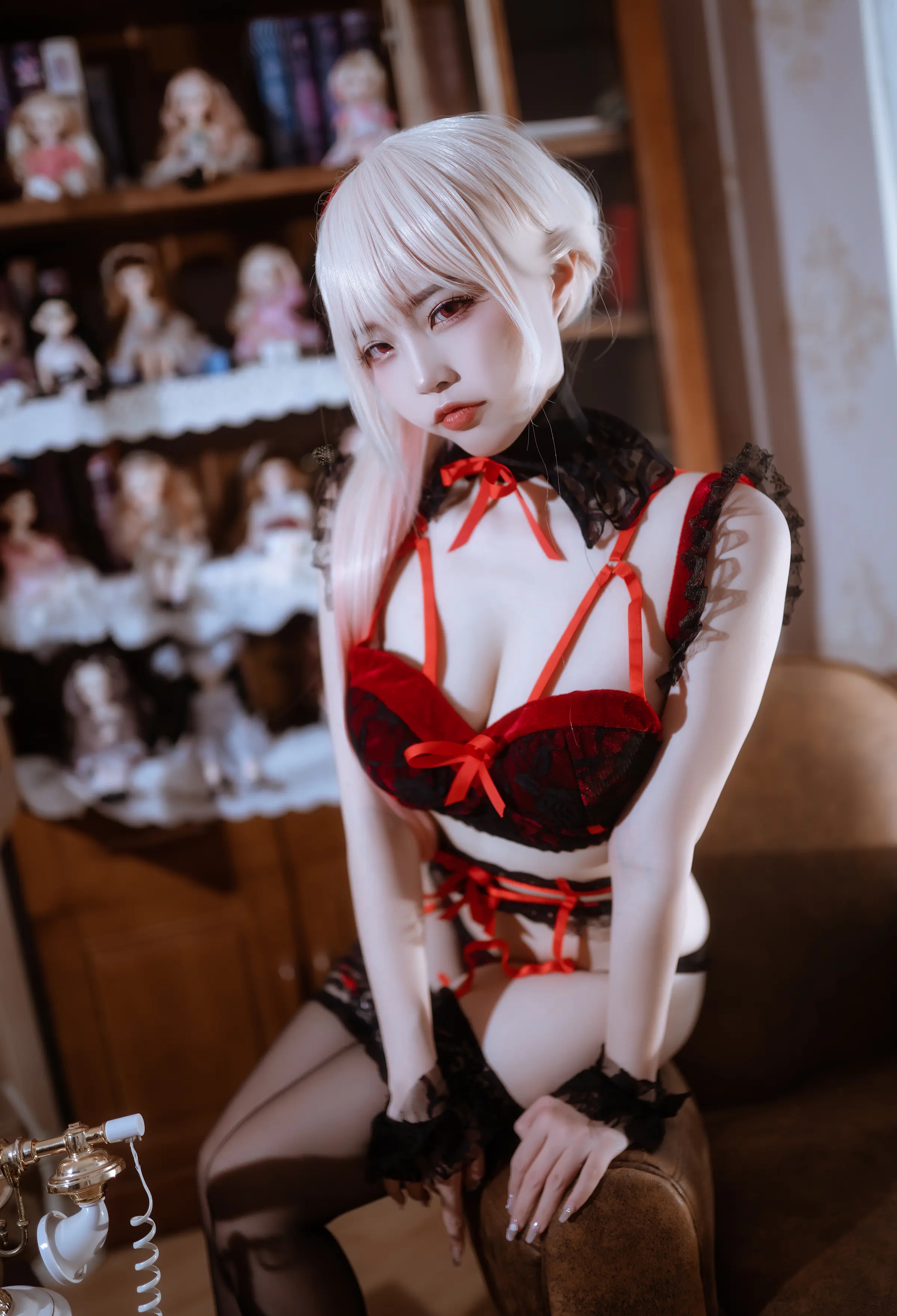 Coser美女_二佐nisa_No.161 &ndash; 海梦红内衣 主题写真 [29P]Xiuren秀人写真高清美女套图写真下载-看套图看套图