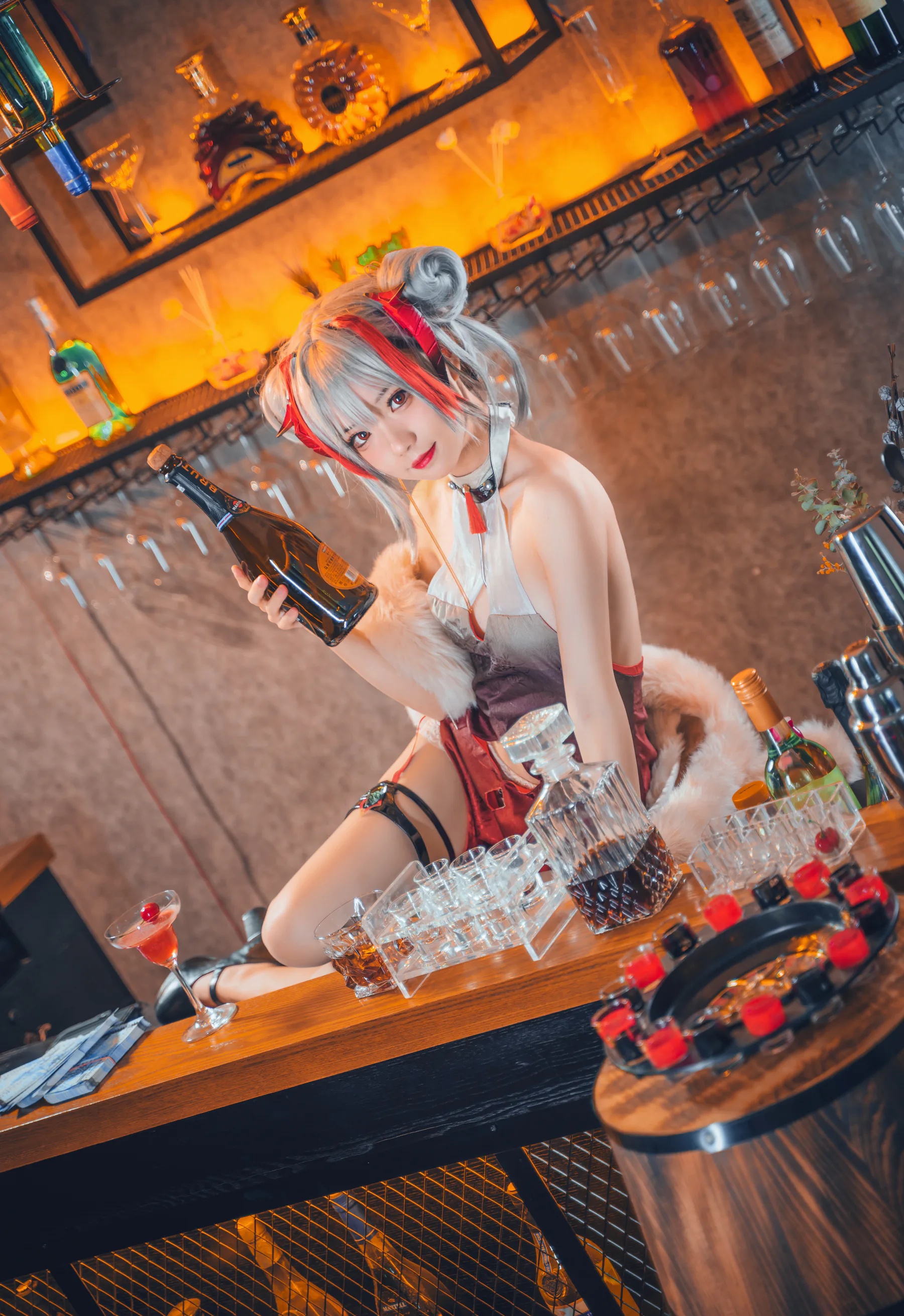 动漫博主_花柒hana_No.011 &ndash; 明日方舟 守夜冠军 W [10P]-看套图