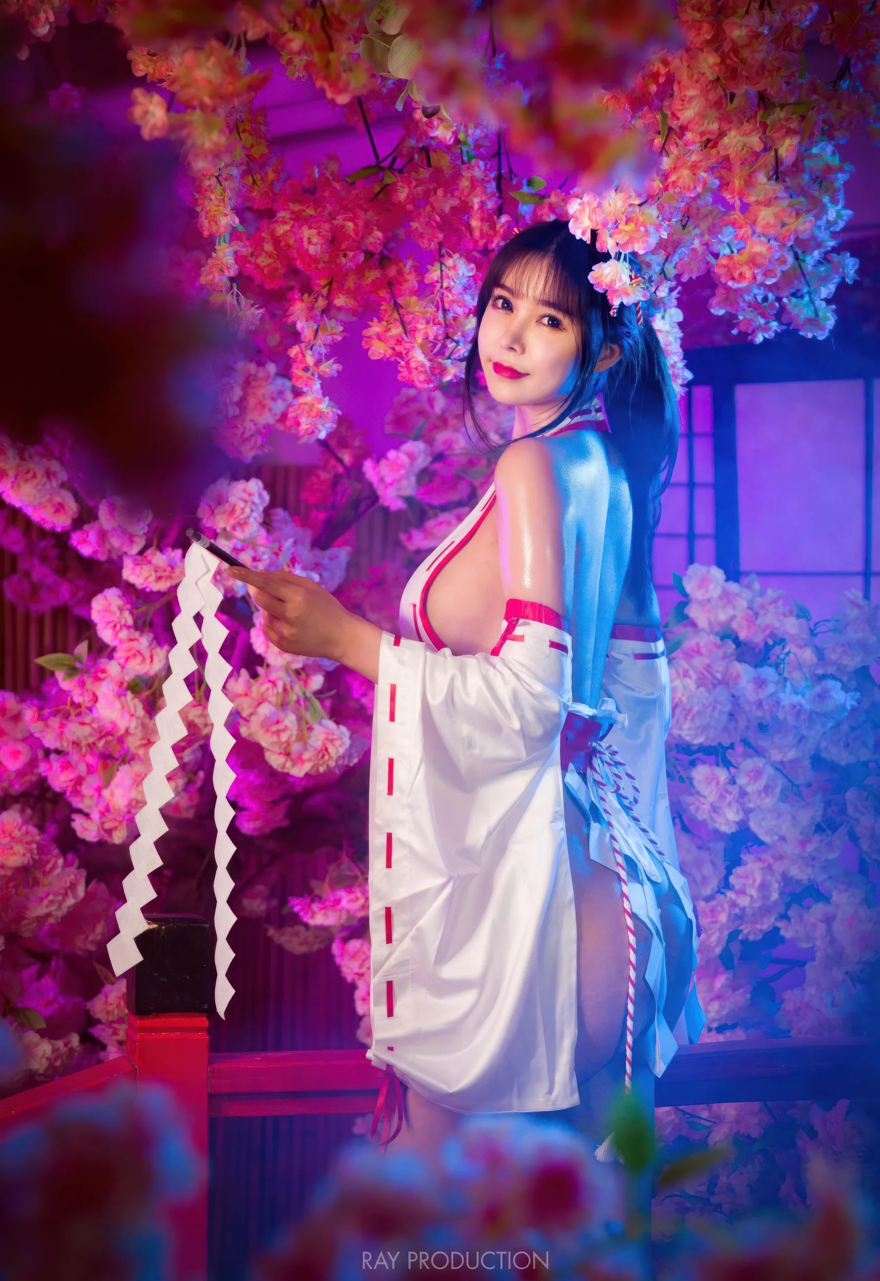 图片[5]Xiuren秀人写真高清美女套图写真下载-看套图动漫博主_亚马逊鲶鱼_No.025 &ndash; 水无月巫女 主题写真 [28P]Xiuren秀人写真高清美女套图写真下载-看套图Coser网络美女论坛Xiuren秀人写真高清美女套图写真下载-看套图免费套图Xiuren秀人写真高清美女套图写真下载-看套图看套图