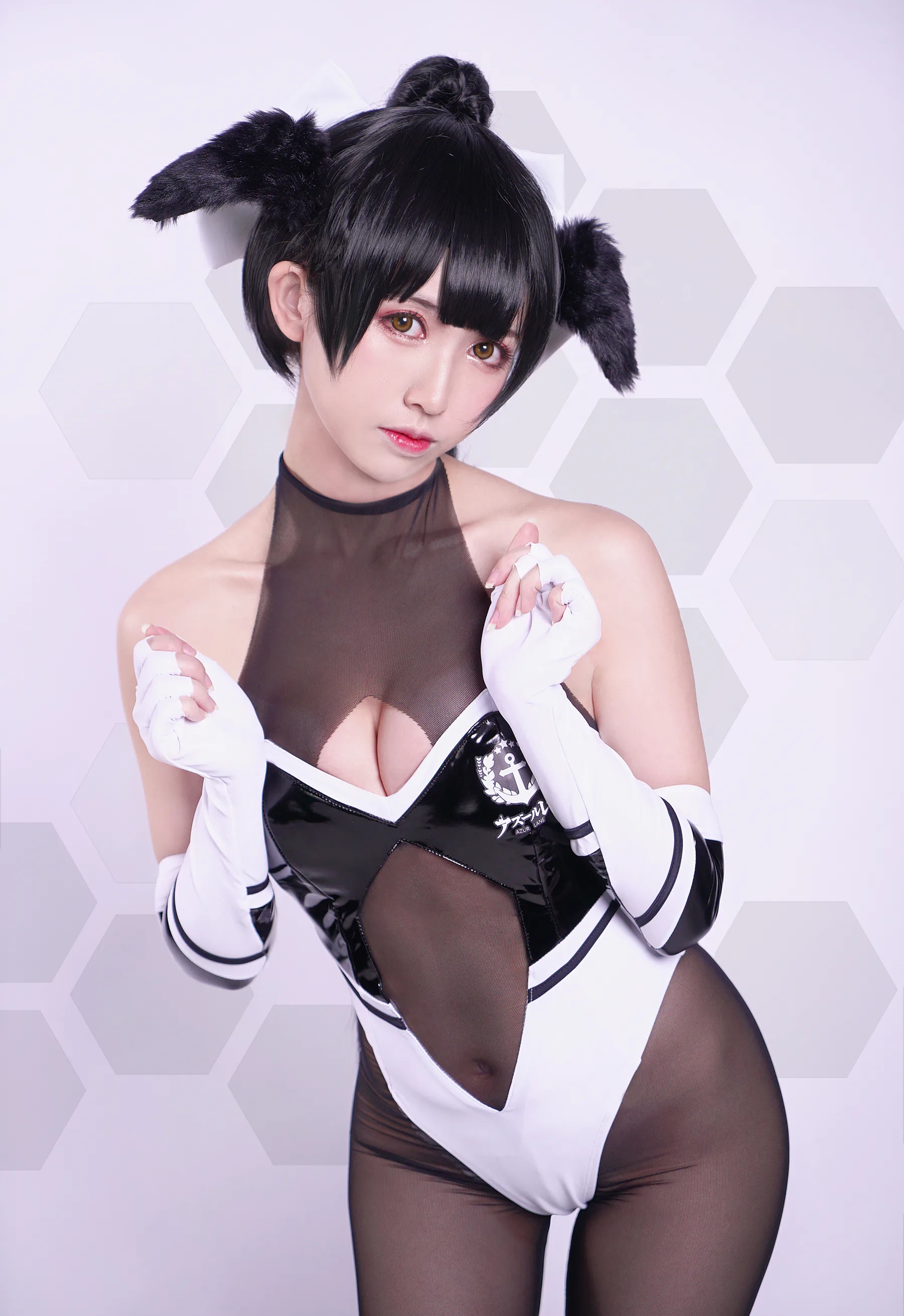 动漫博主_鳗鱼霏儿_No.077 双人本 赛车娘 主题写真 [24P]Xiuren秀人写真高清美女套图写真下载-看套图看套图