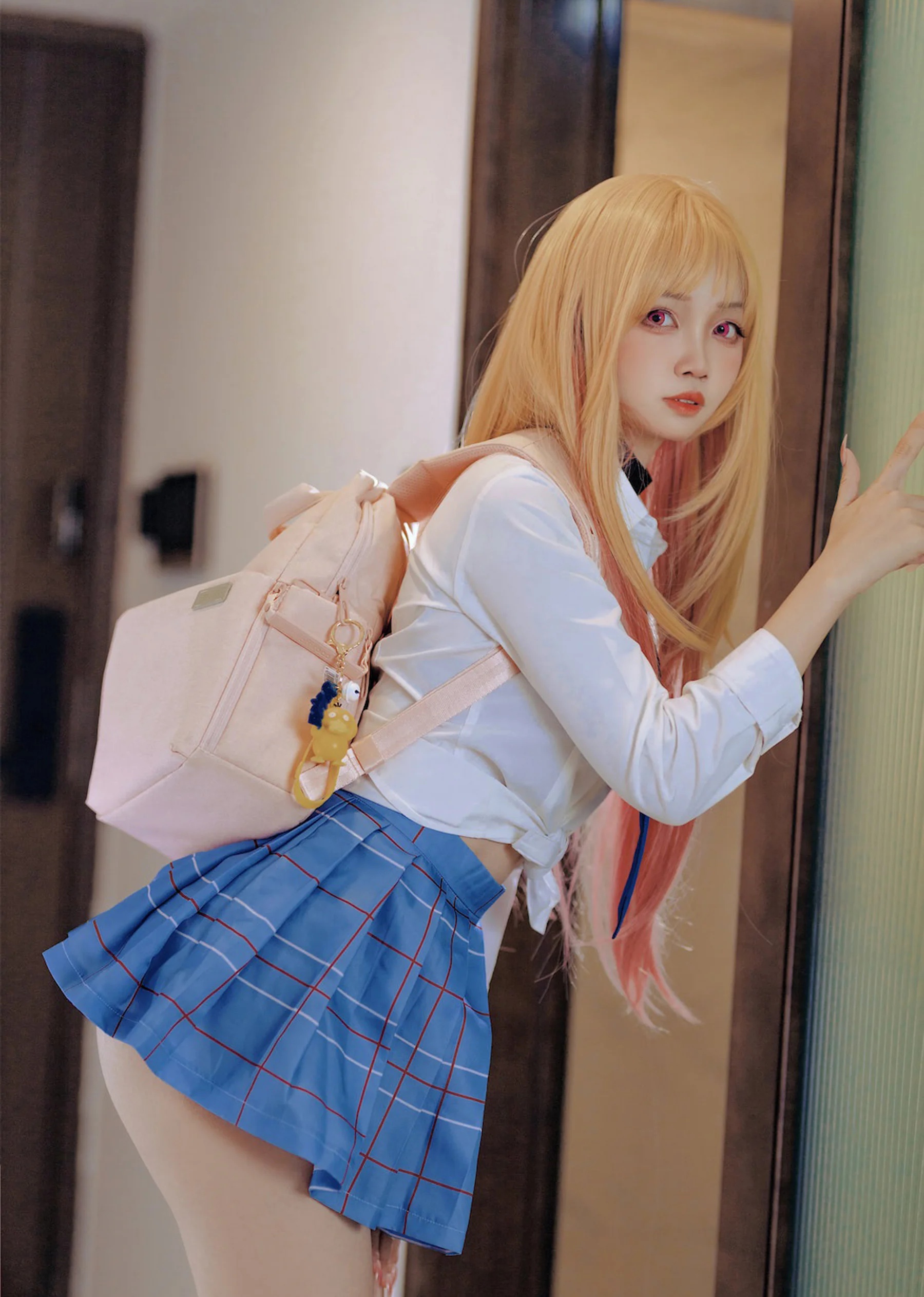 Coser美女_洛桑w伊梓_No.010 &ndash; 喜多川海梦 主题写真 [33P]-看套图