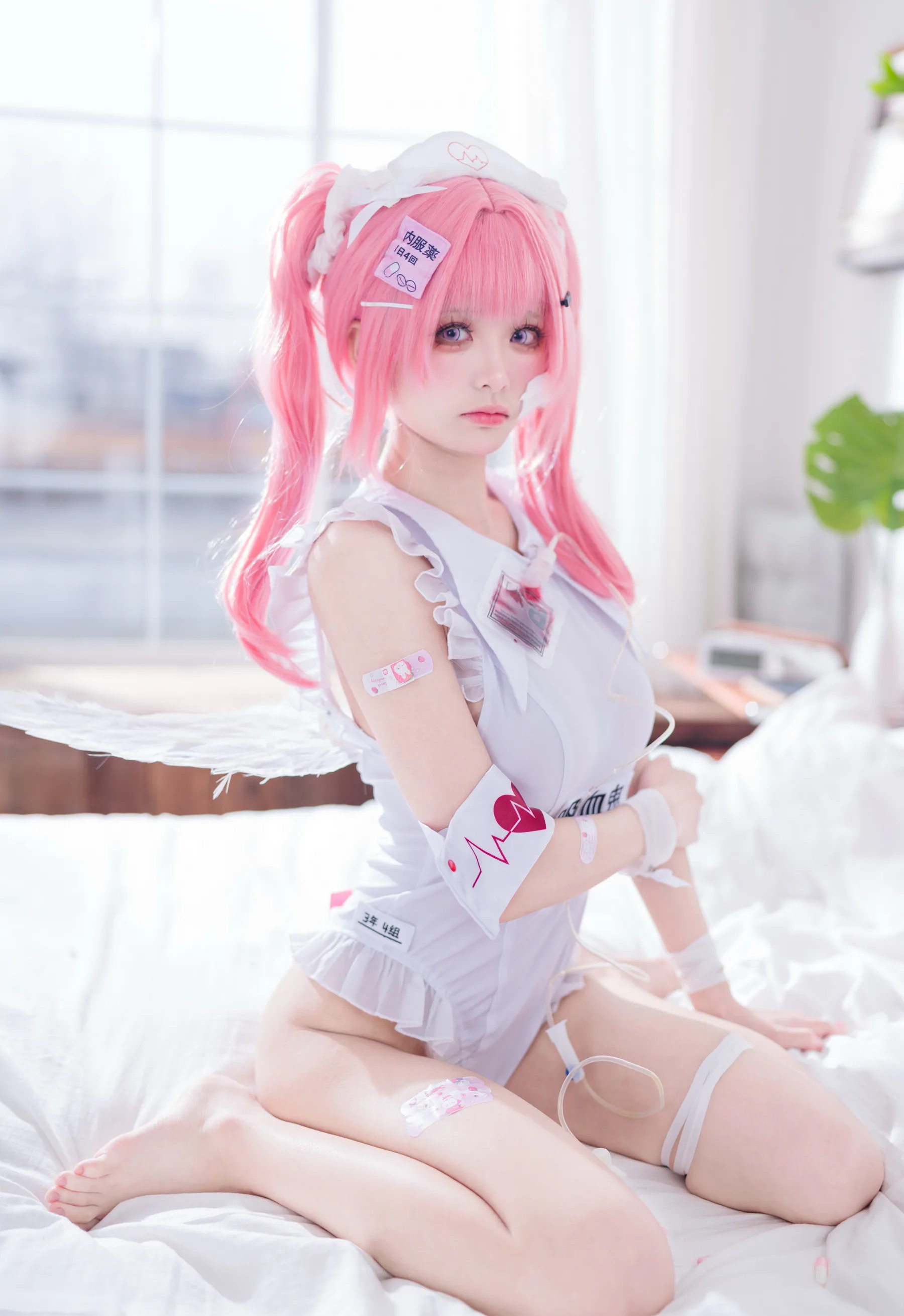 人气Coser美女_九柒喵_No.007 小护士针筒 主题写真 [48P]Xiuren秀人写真高清美女套图写真下载-看套图看套图