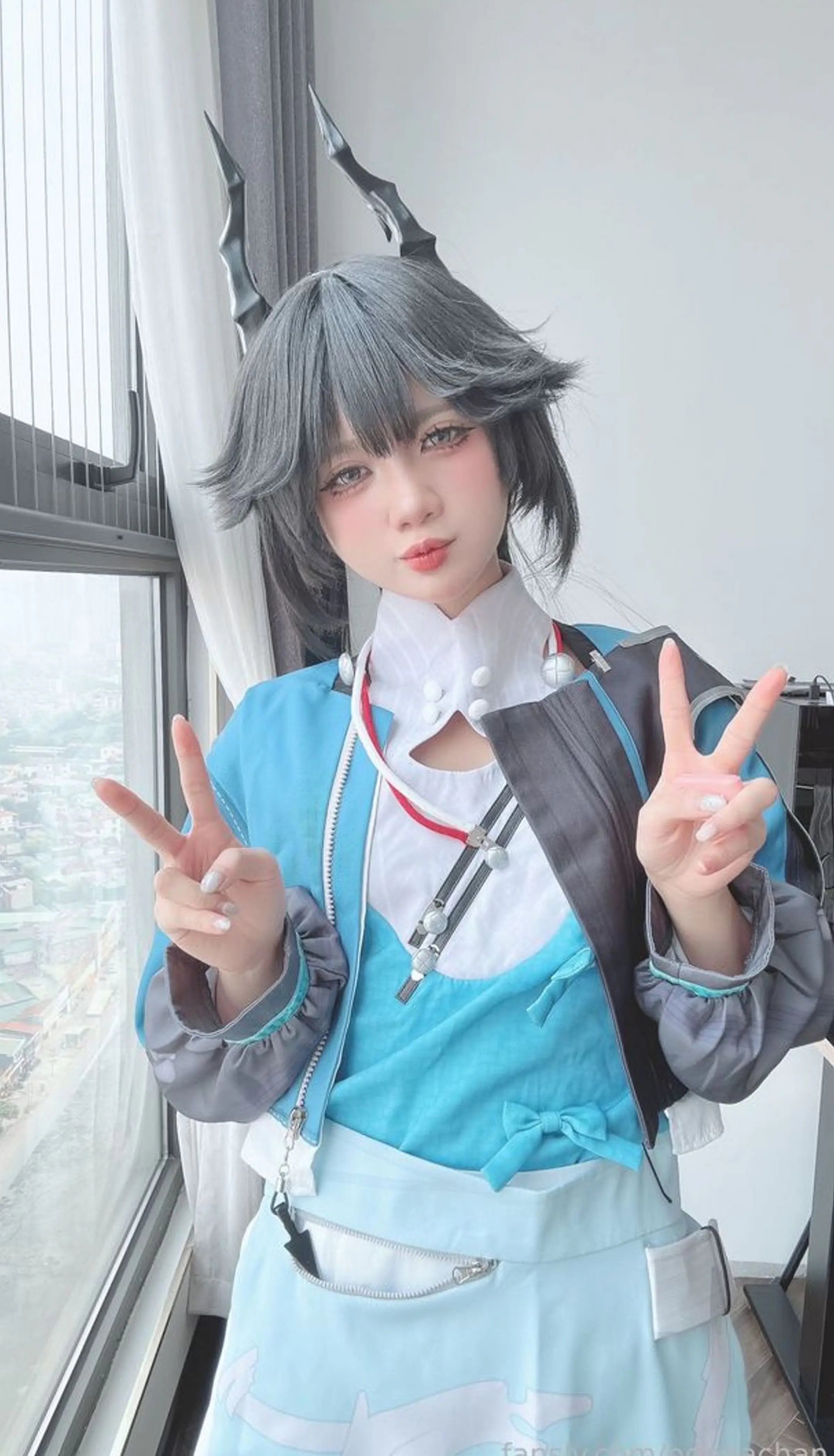 越南Coser美女_PoppaChan_No.127 &ndash; Chen [34P]Xiuren秀人写真高清美女套图写真下载-看套图看套图